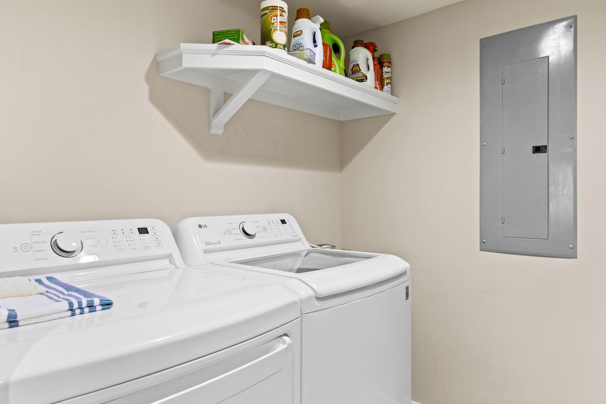 WILD HERON LAKESIDE LODGE - Residential