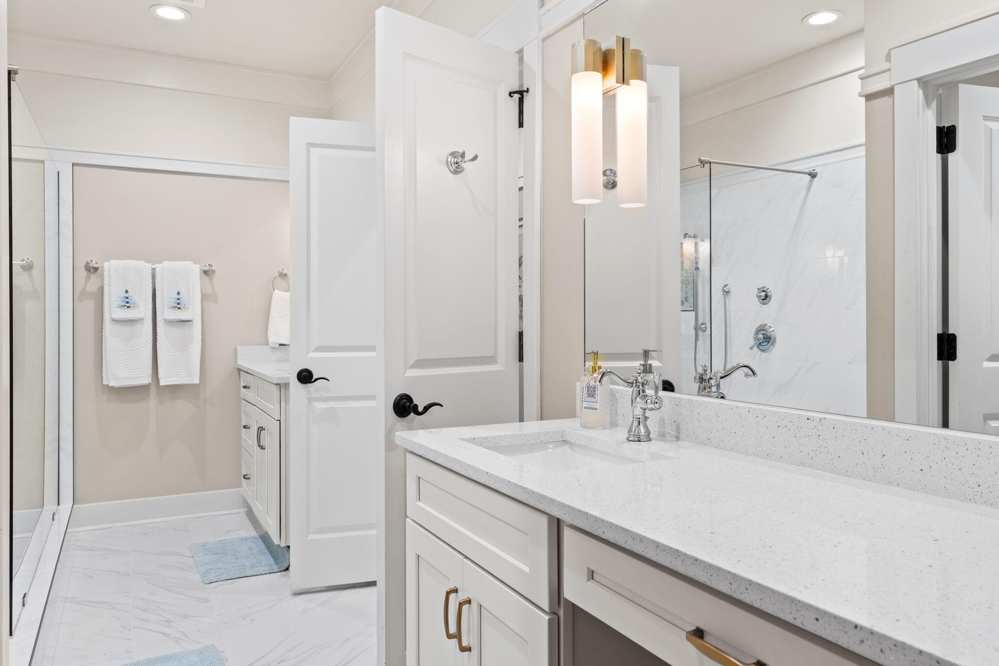 WILD HERON LAKESIDE LODGE - Residential