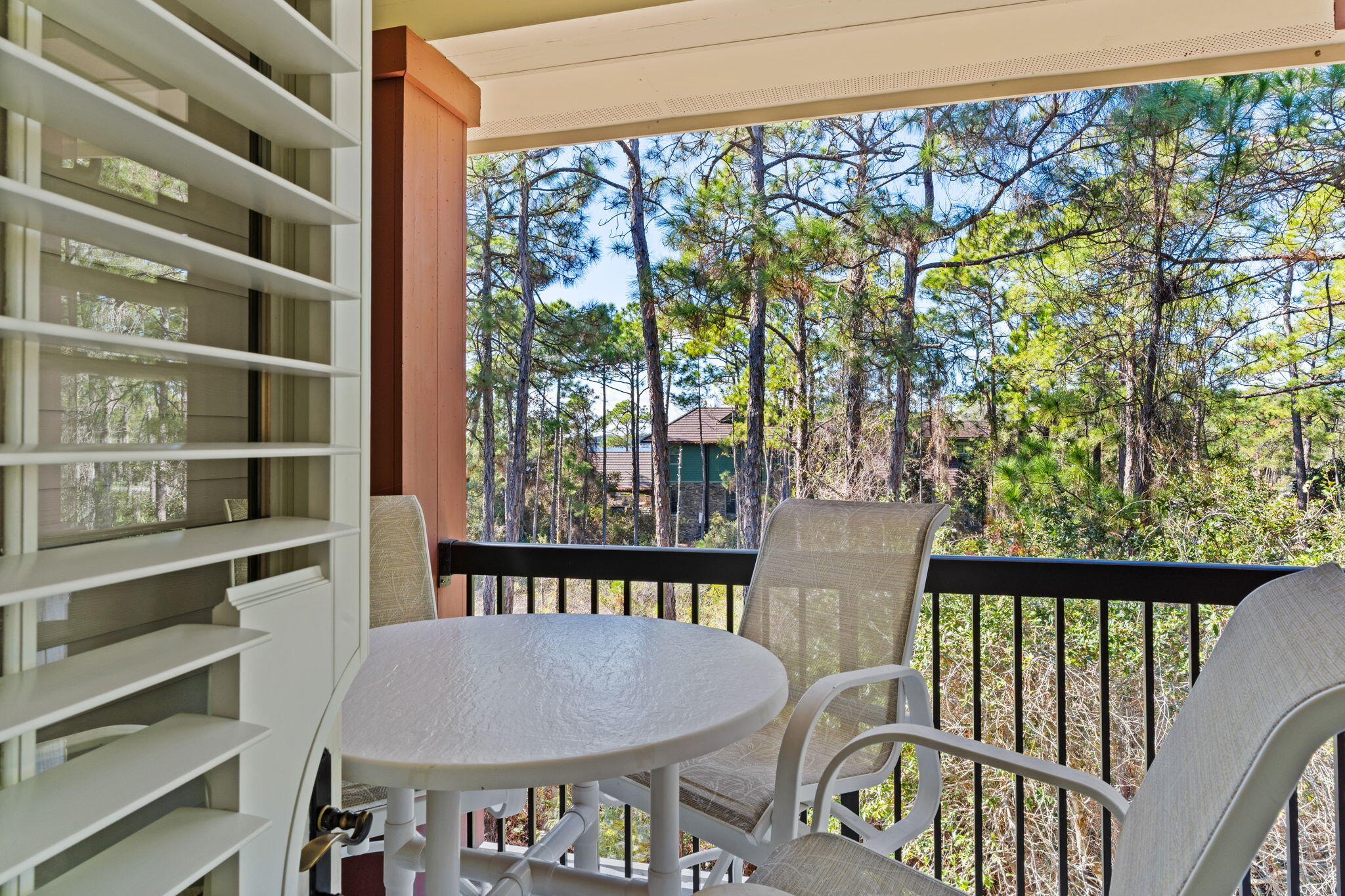 WILD HERON LAKESIDE LODGE - Residential