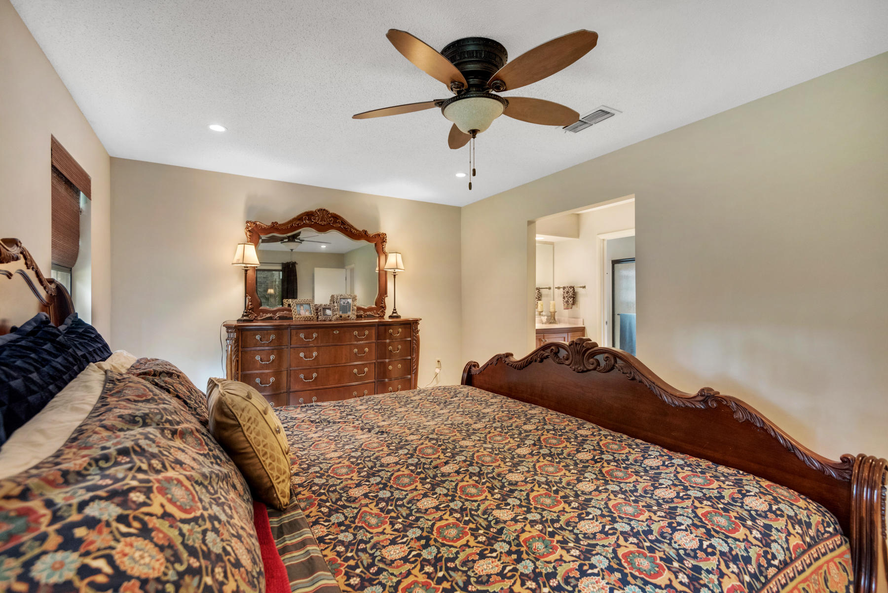 LIDO VILLAGE - Residential