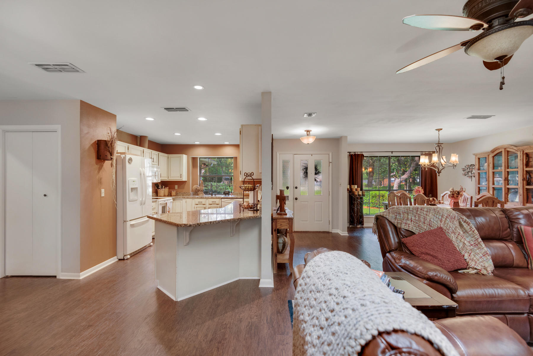 LIDO VILLAGE - Residential