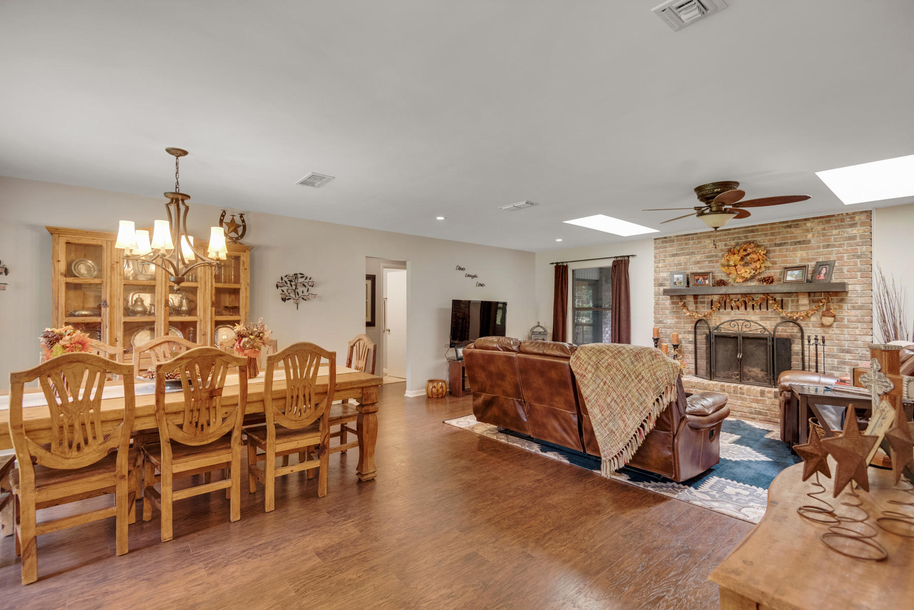 LIDO VILLAGE - Residential