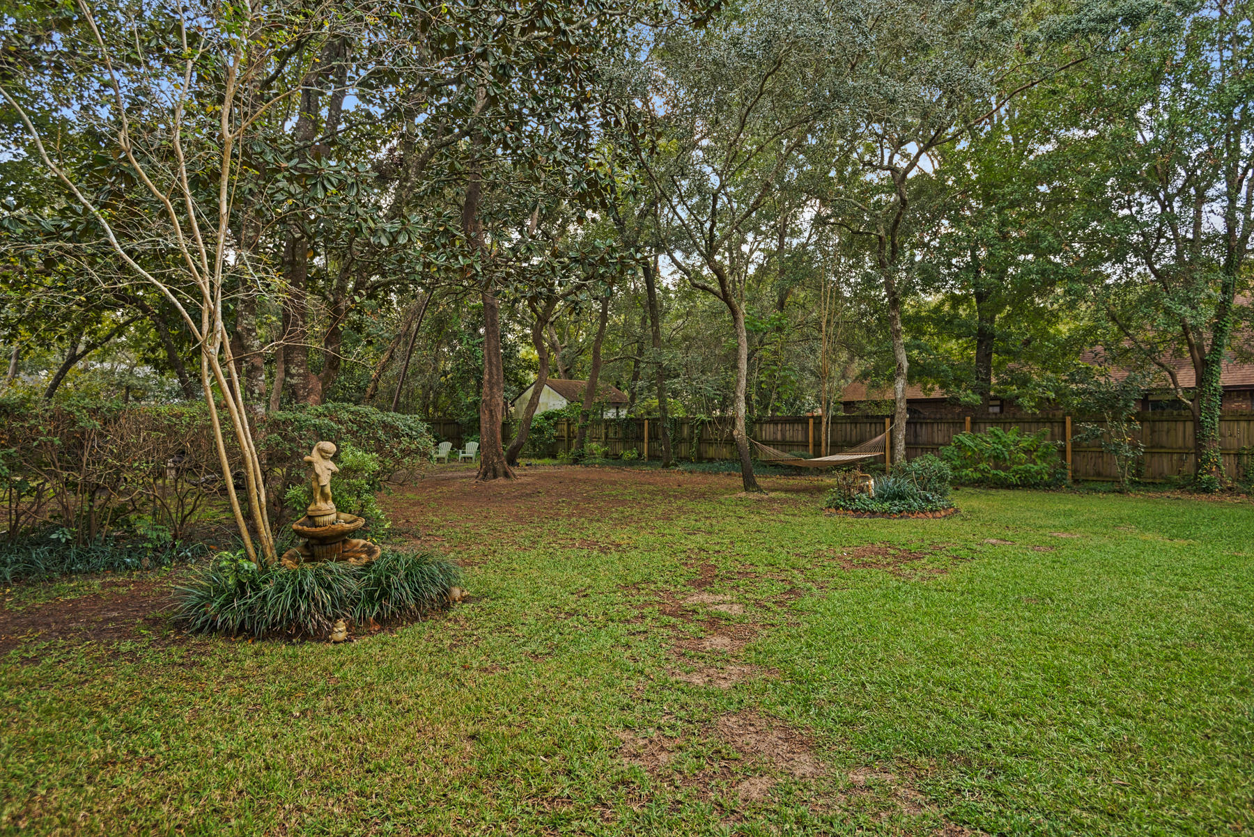 LIDO VILLAGE - Residential