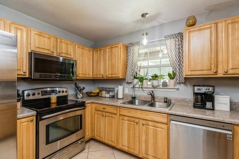 DOGWOOD ESTATES - Residential