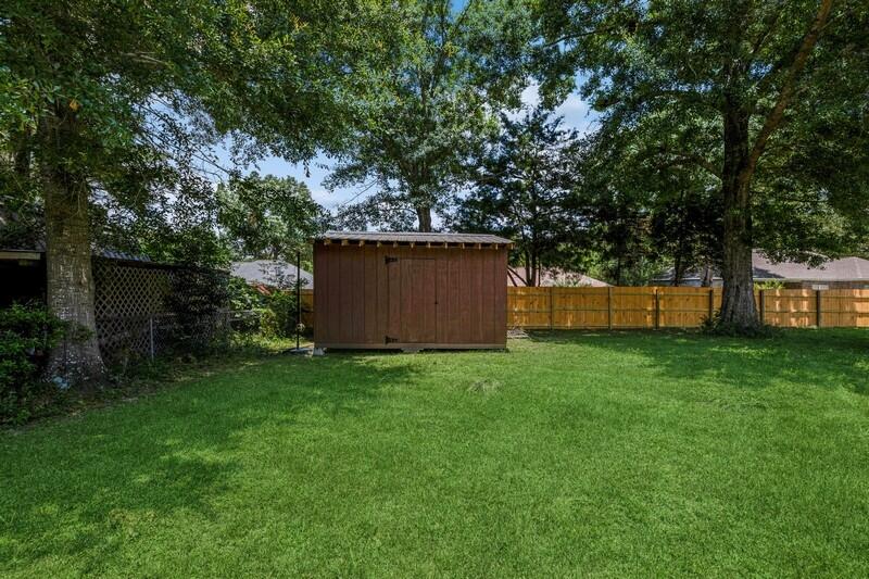 DOGWOOD ESTATES - Residential