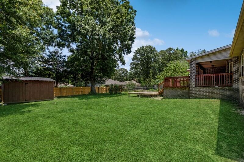 DOGWOOD ESTATES - Residential