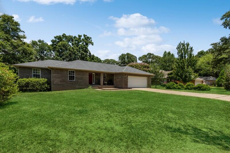 DOGWOOD ESTATES - Residential