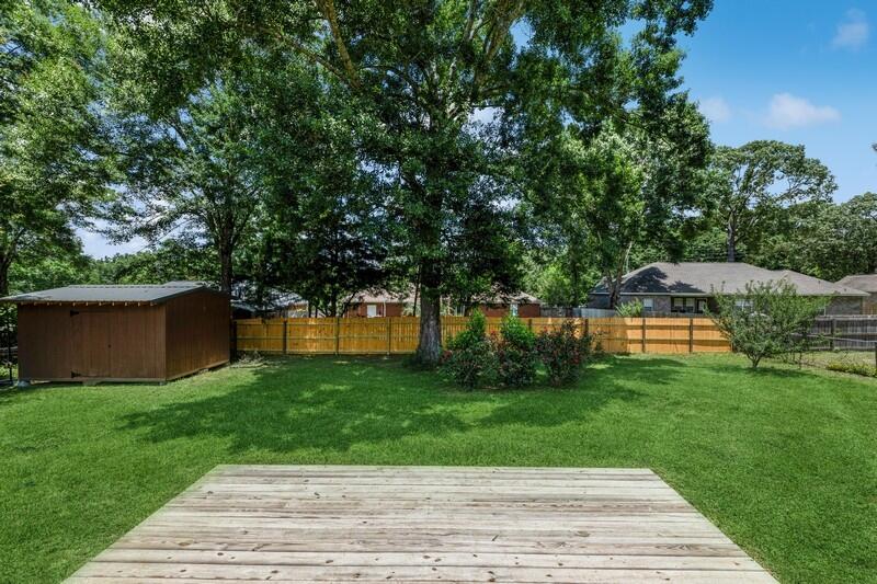 DOGWOOD ESTATES - Residential