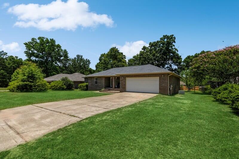 DOGWOOD ESTATES - Residential