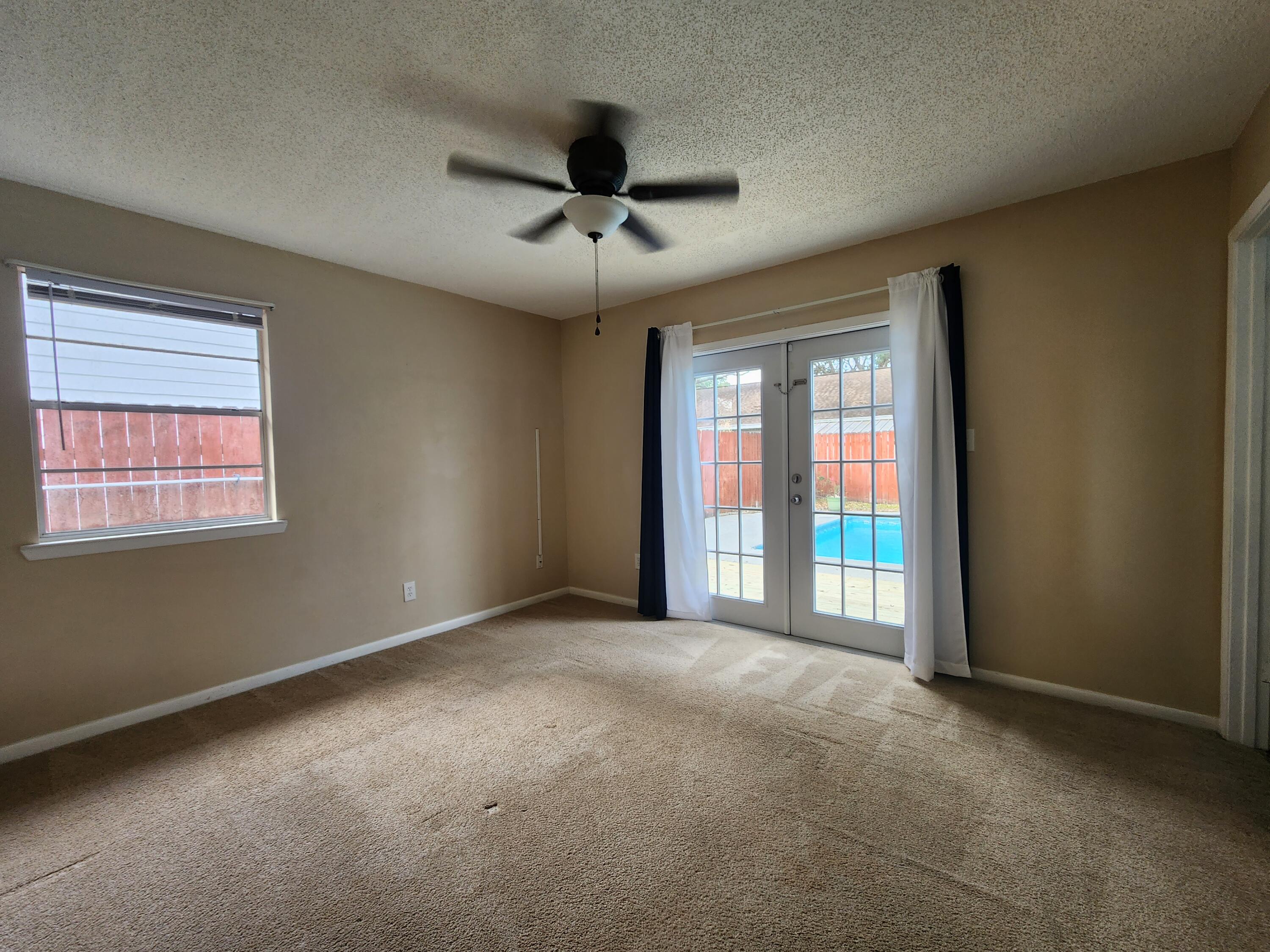 CREEKSIDE 1 - Residential Lease