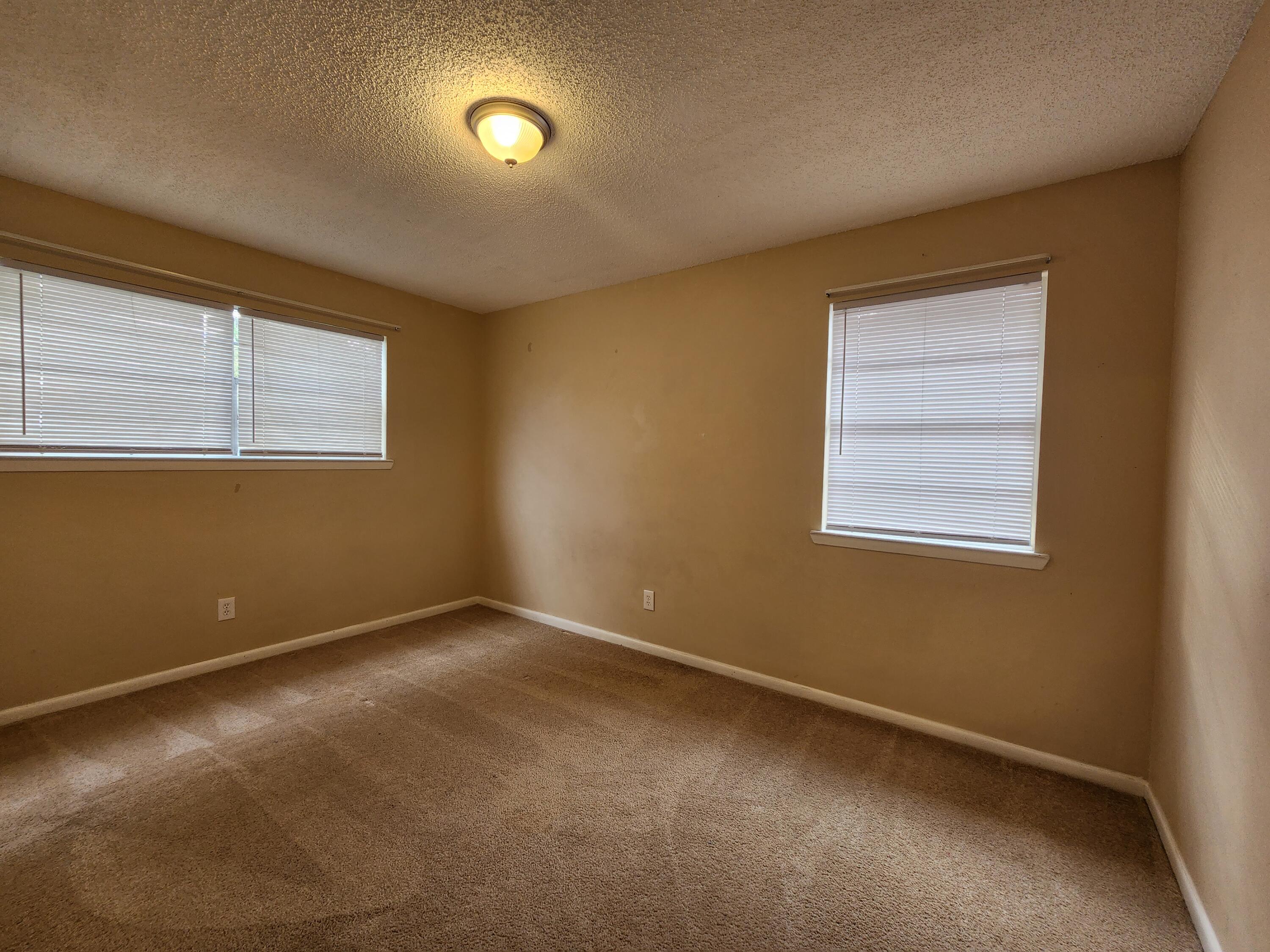 CREEKSIDE 1 - Residential Lease