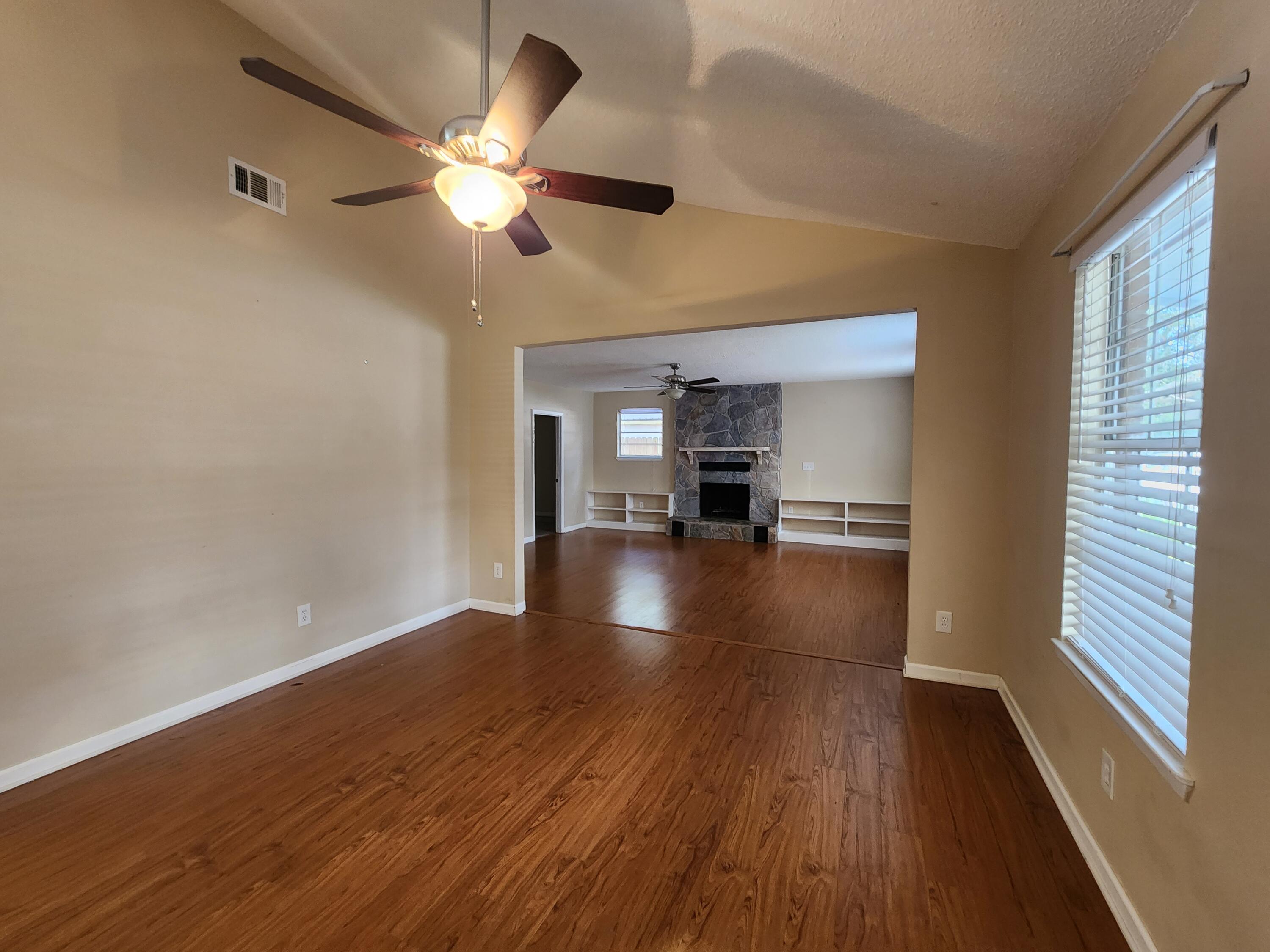 CREEKSIDE 1 - Residential Lease