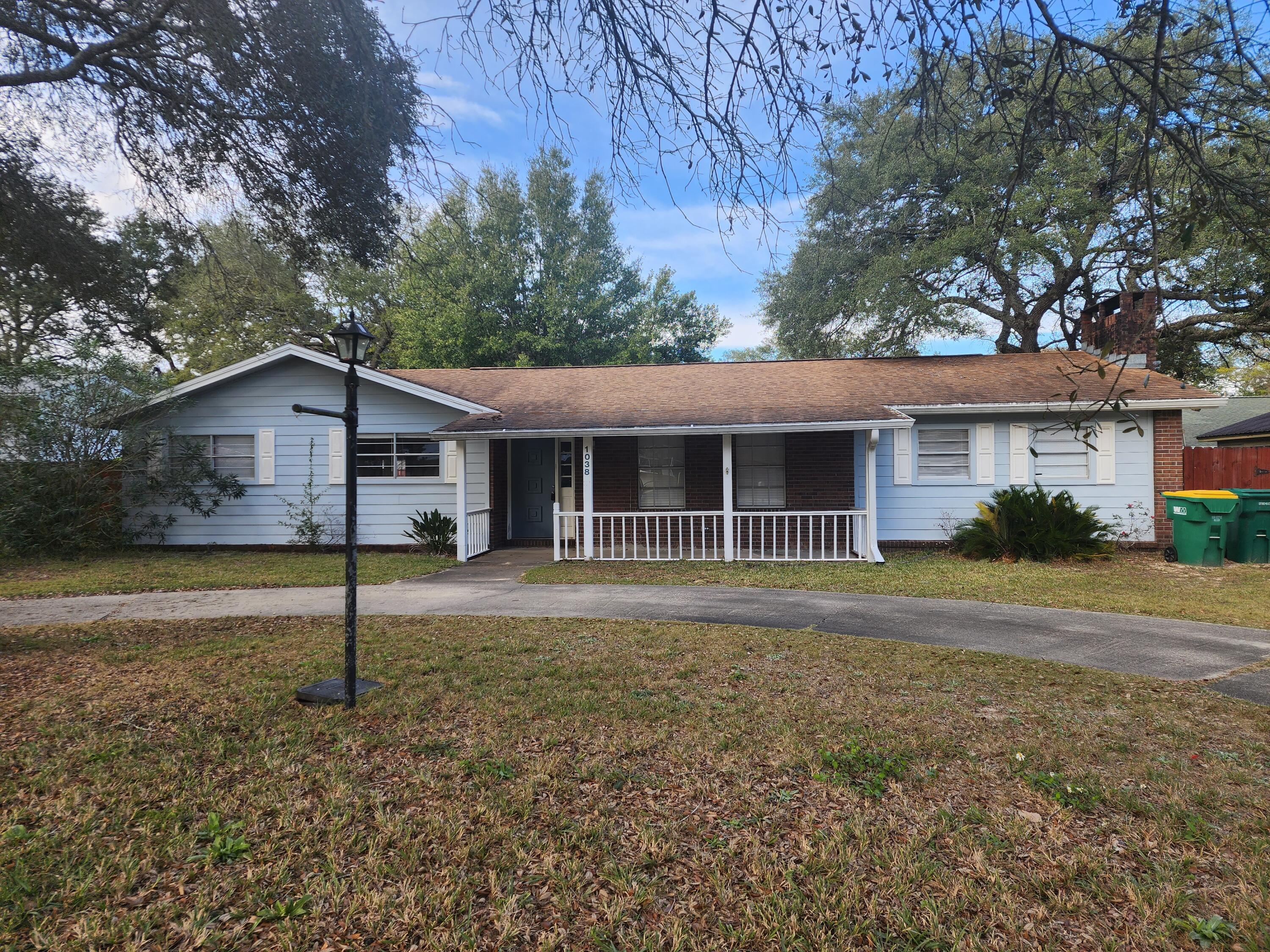 CREEKSIDE 1 - Residential Lease