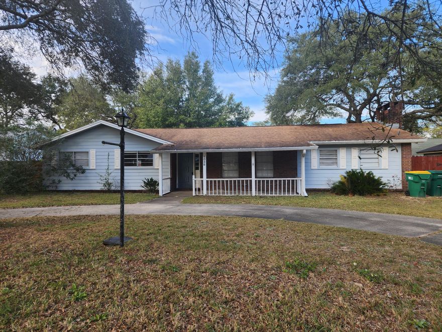 Call or text Michele for showing instructions 850-375-8989