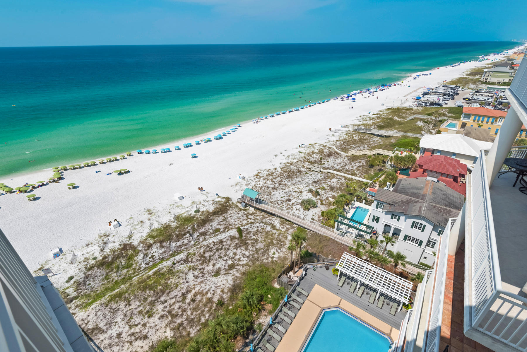 HIDDEN DUNES GRAND VILLAS - Residential