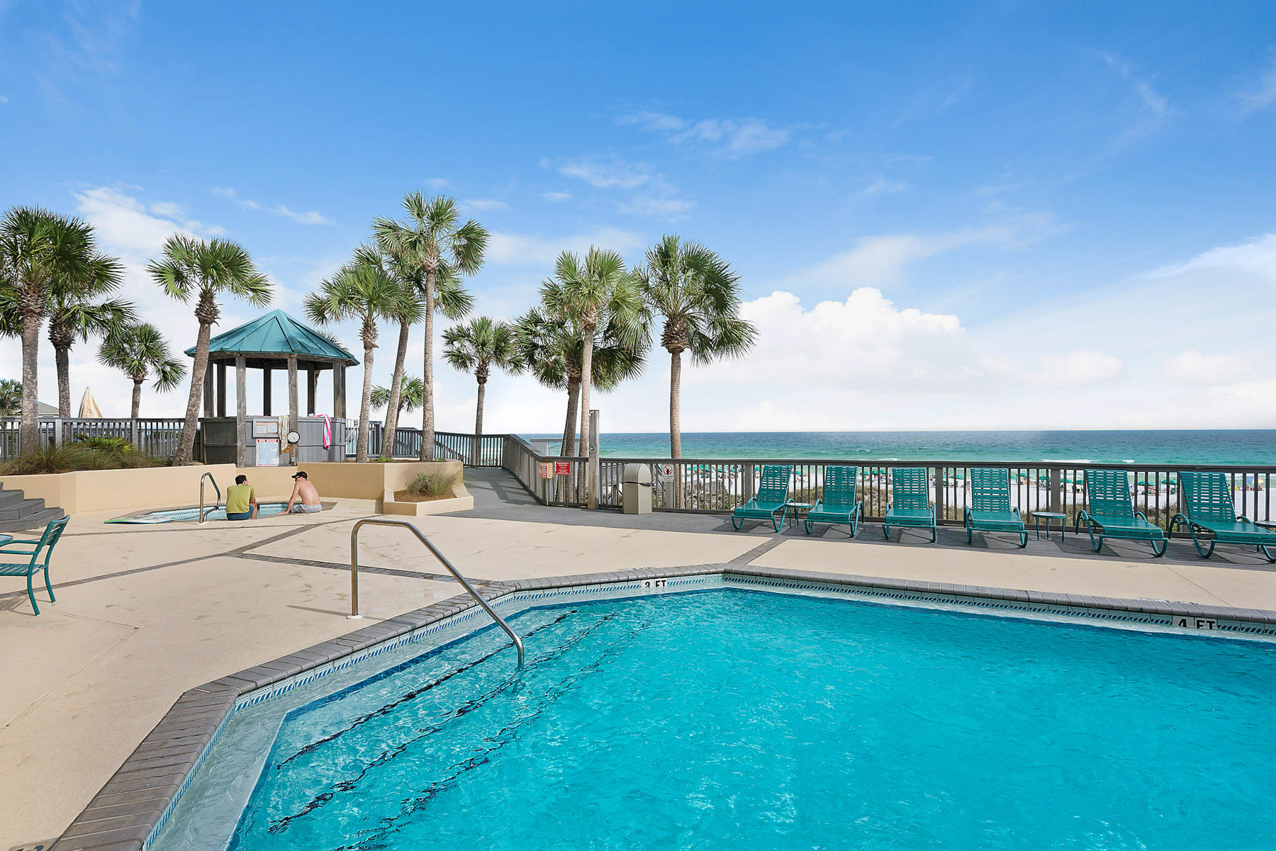 HIDDEN DUNES GRAND VILLAS - Residential