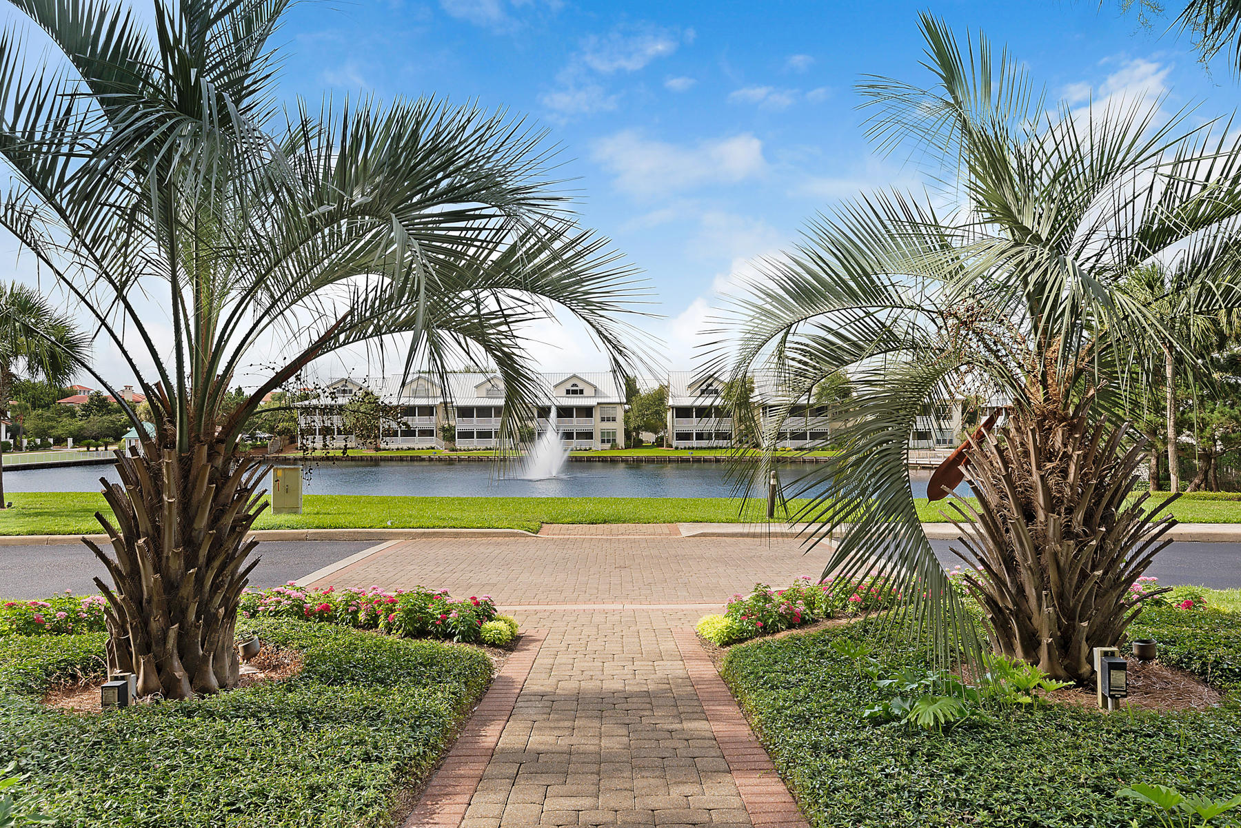 HIDDEN DUNES GRAND VILLAS - Residential