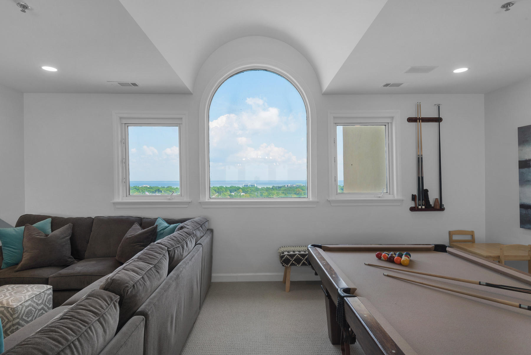 HIDDEN DUNES GRAND VILLAS - Residential