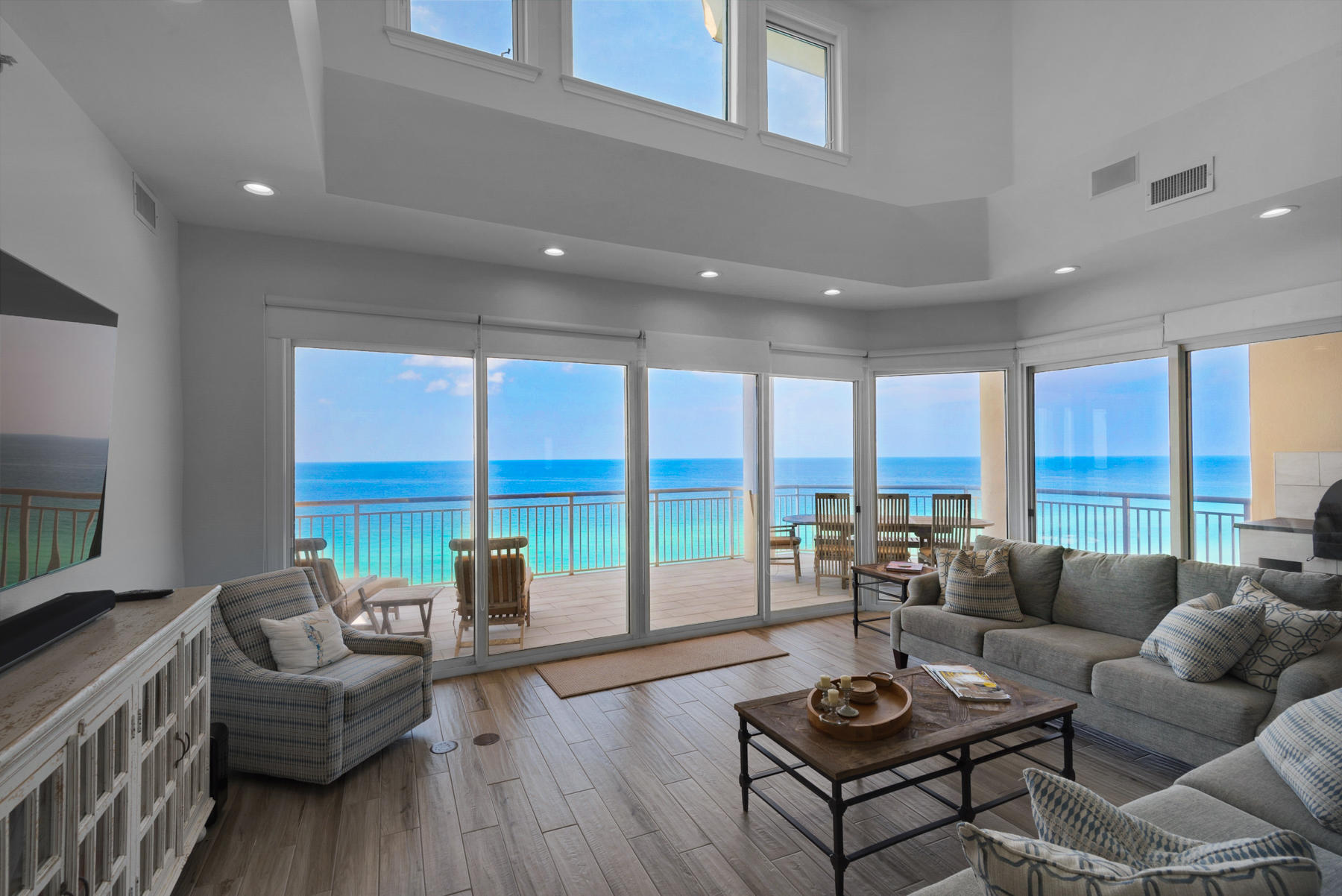 HIDDEN DUNES GRAND VILLAS - Residential