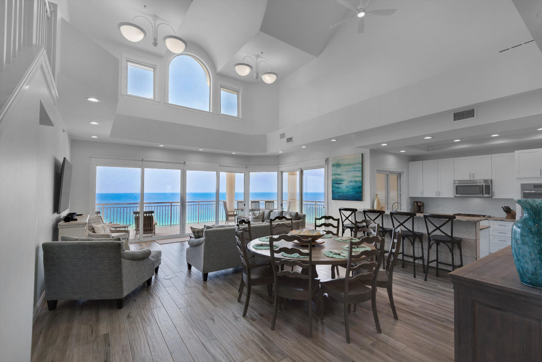 HIDDEN DUNES GRAND VILLAS - Residential