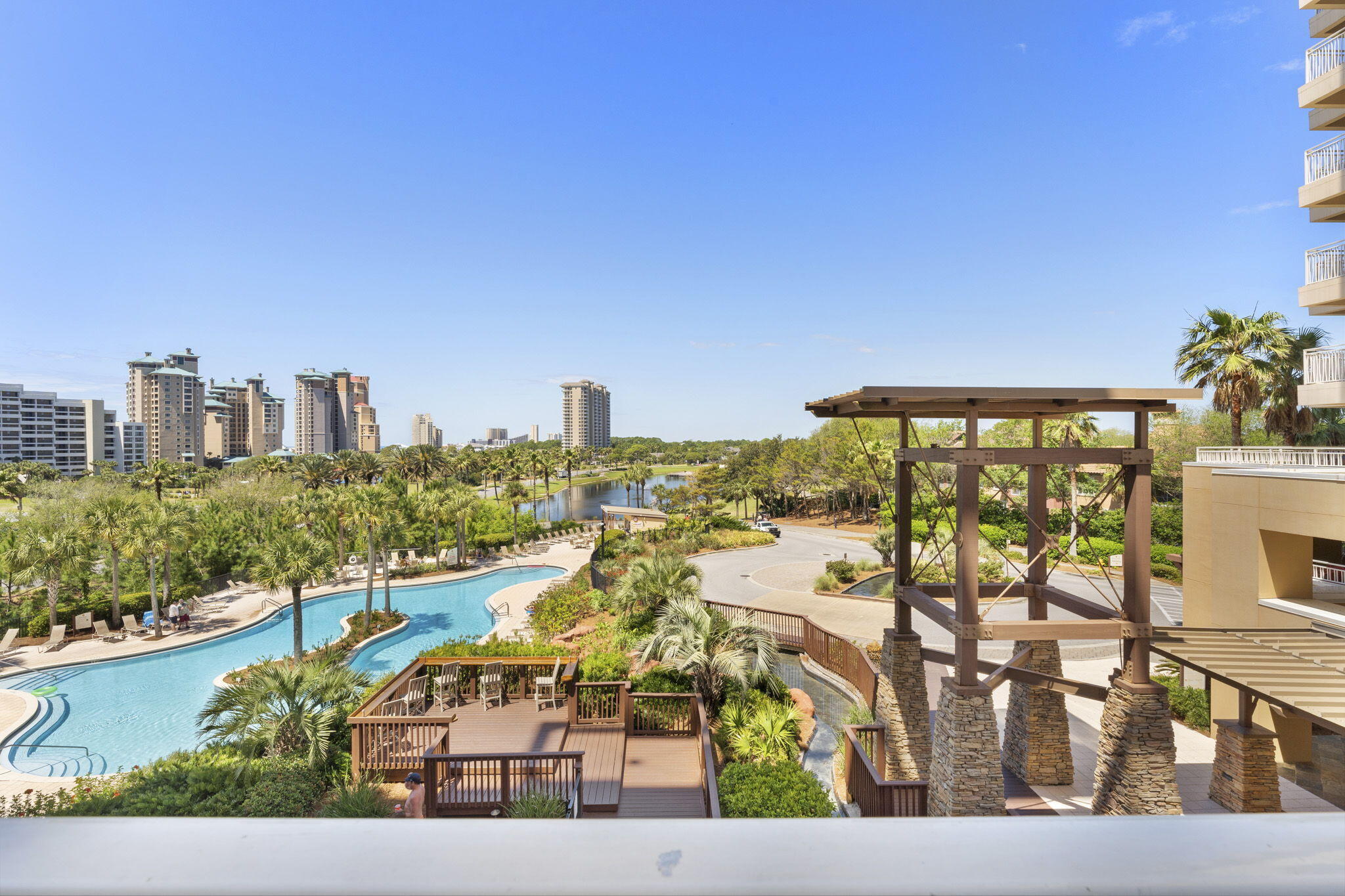 LUAU II - Residential