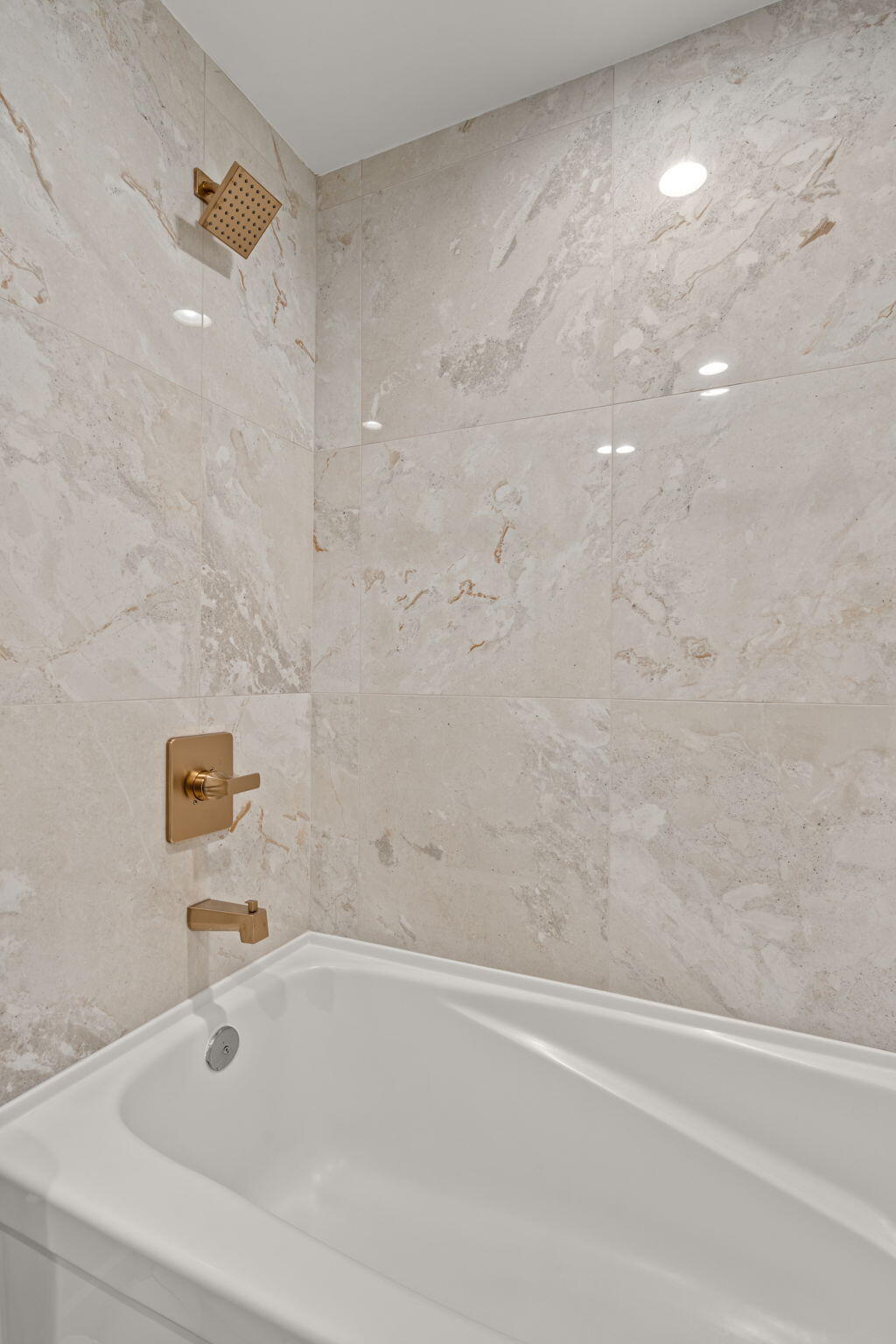 LUAU II - Residential