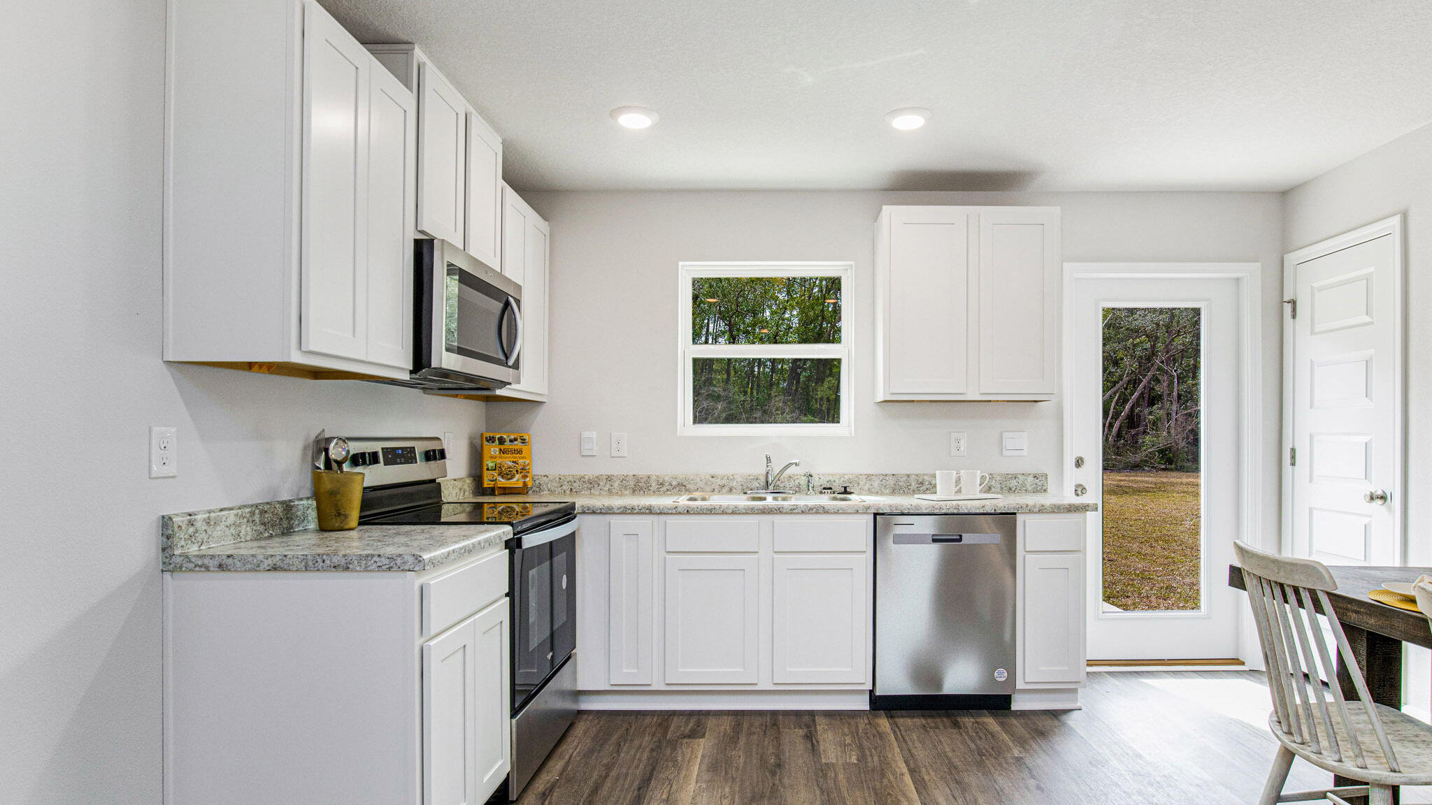RIVERS COVE - Residential