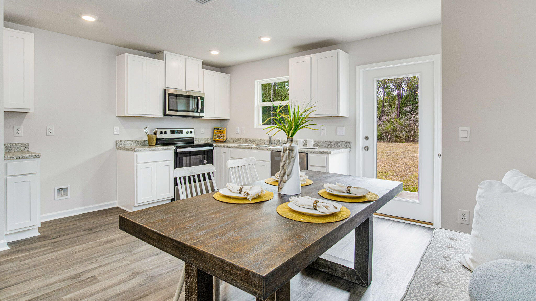 RIVERS COVE - Residential