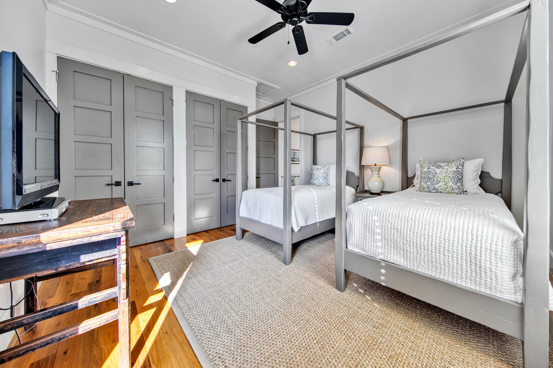 SAND CLIFFS - Residential