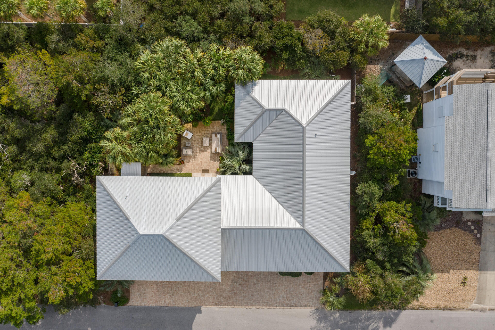 SAND CLIFFS - Residential