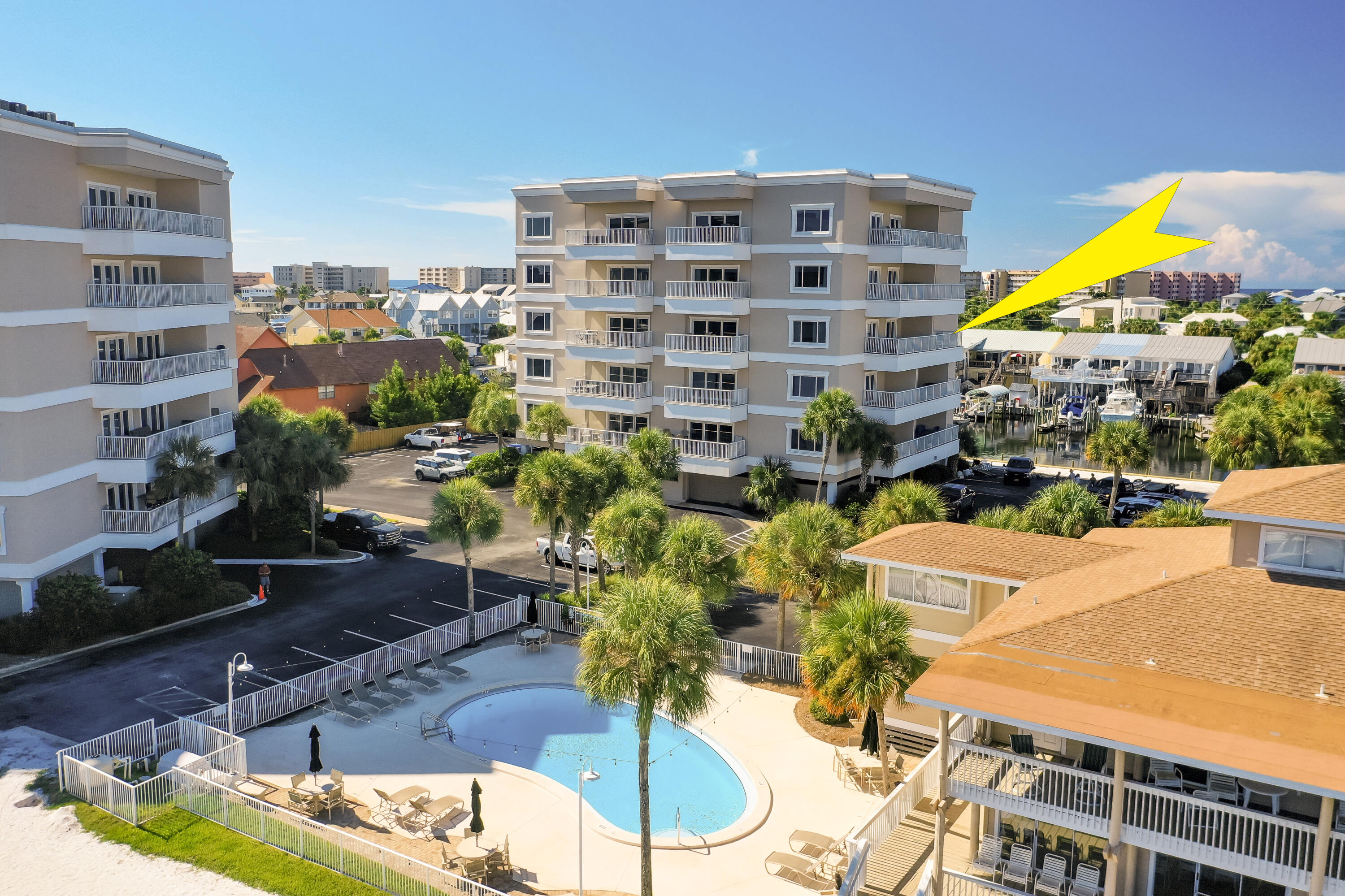 SUN KING TOWERS - Residential