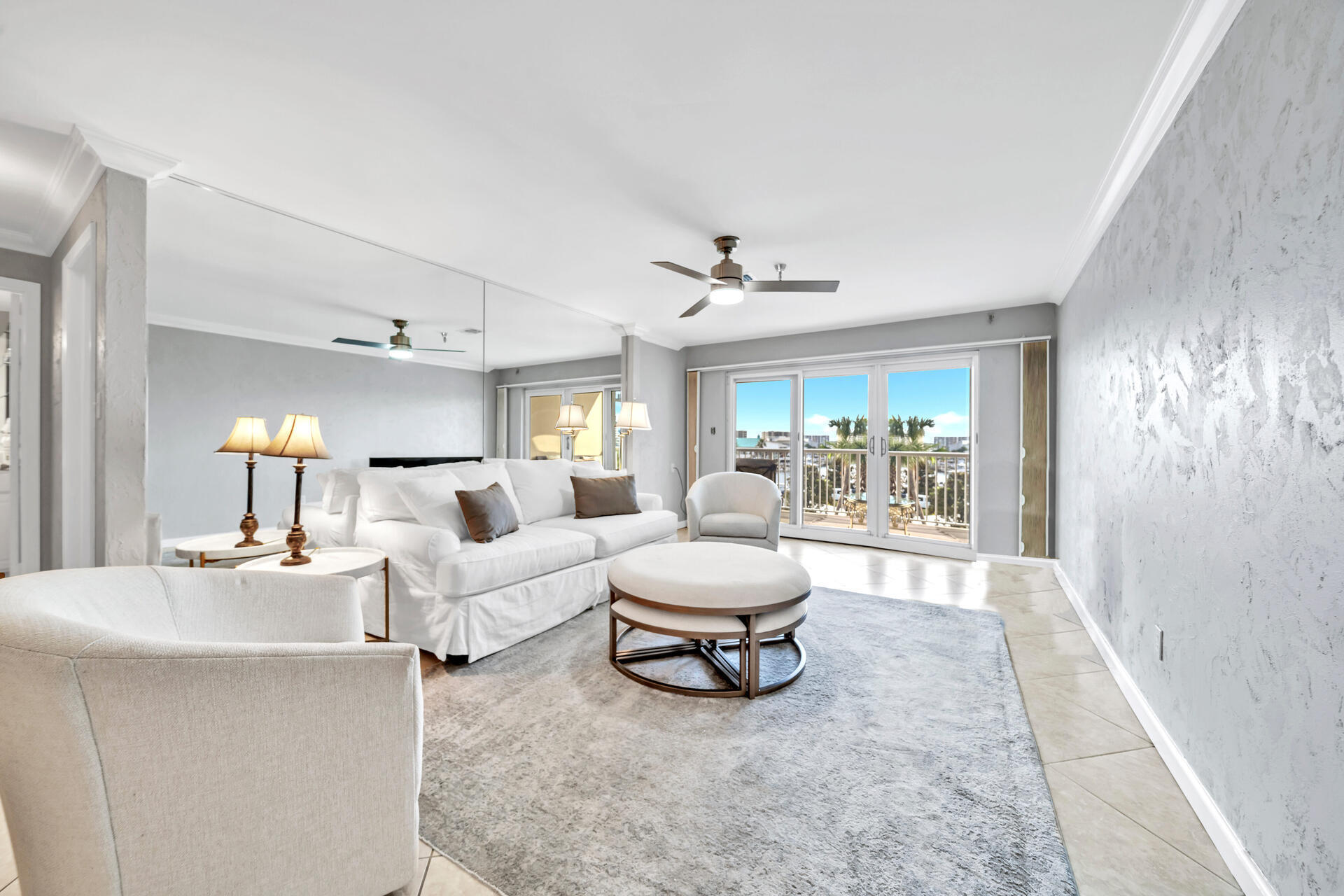 SUN KING TOWERS - Residential