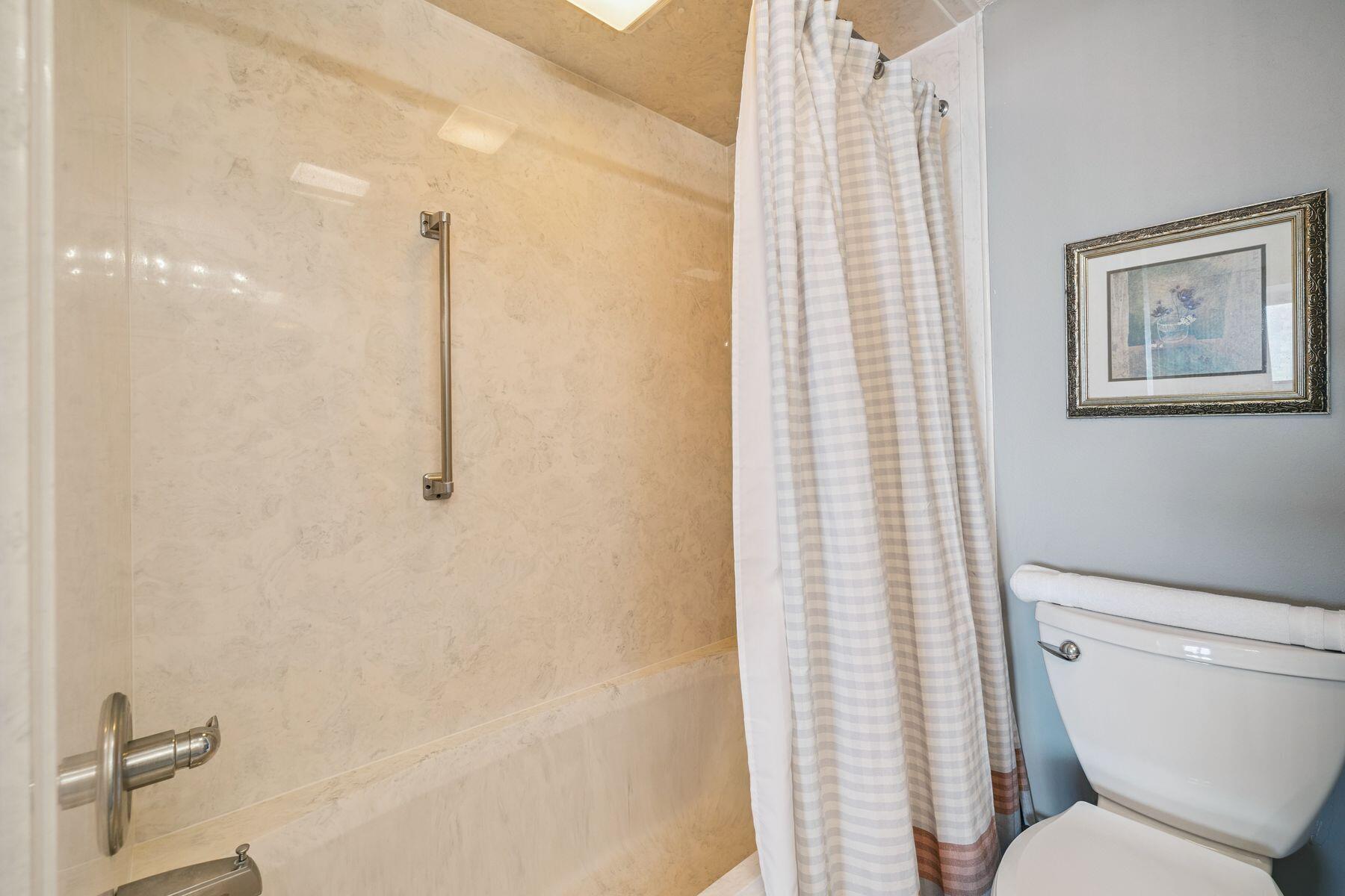 JETTY EAST CONDO - Residential