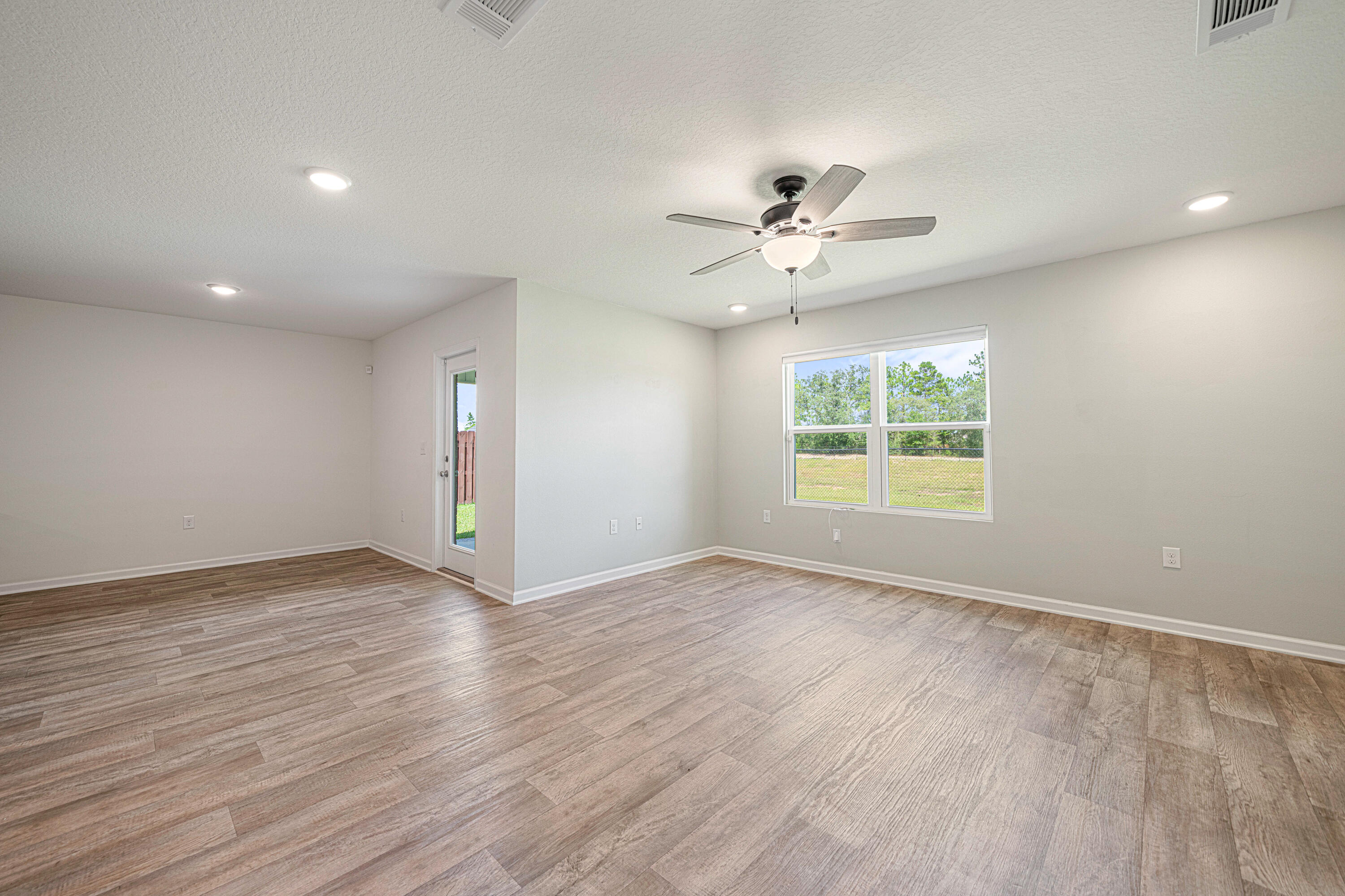 Redstone Commons - Residential