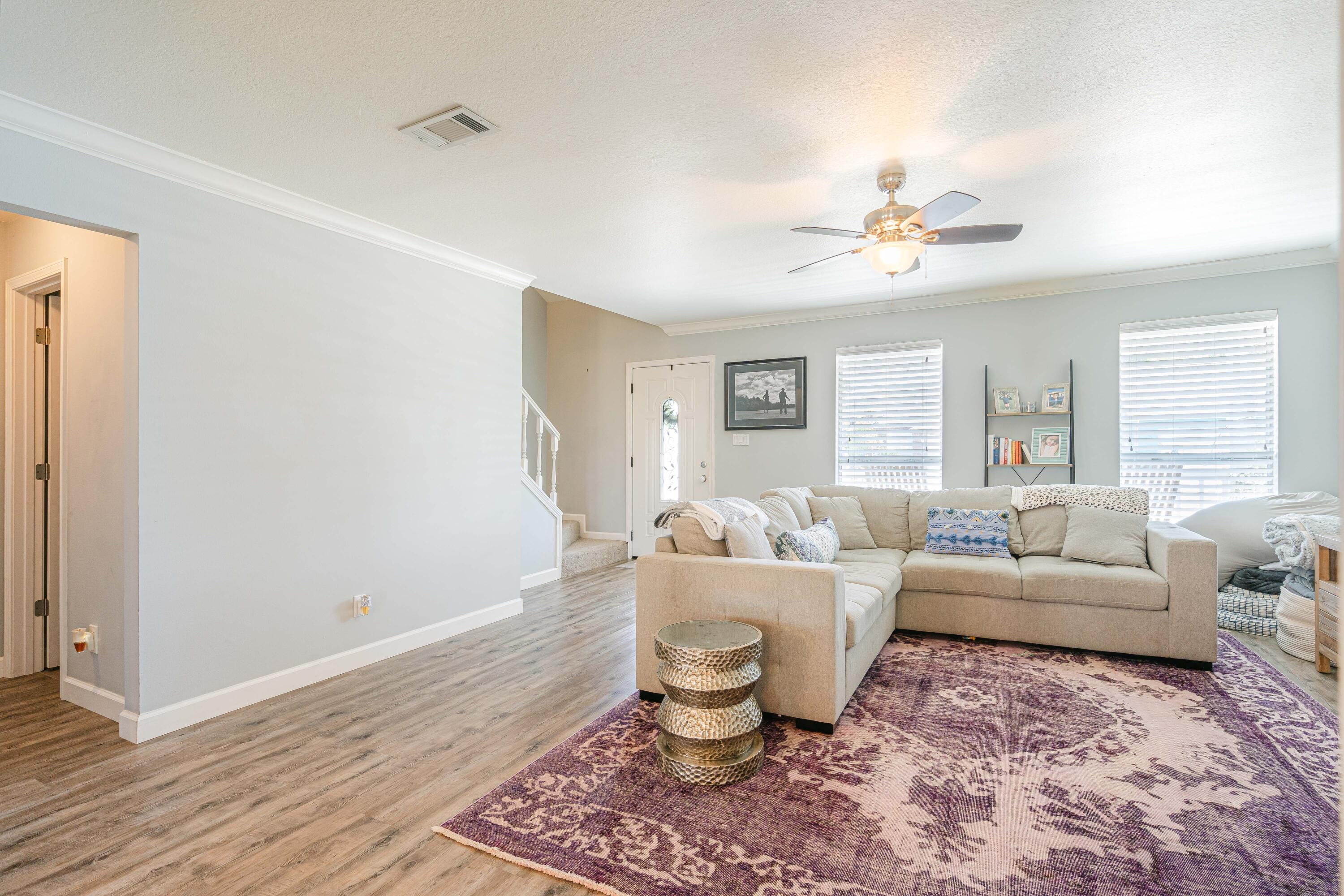 DOLPHIN ESTATES - Residential