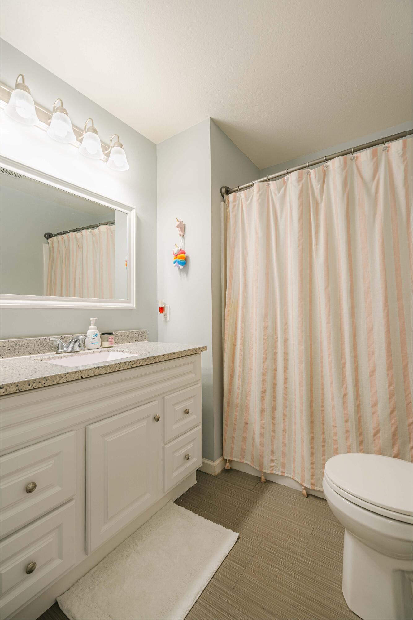 DOLPHIN ESTATES - Residential