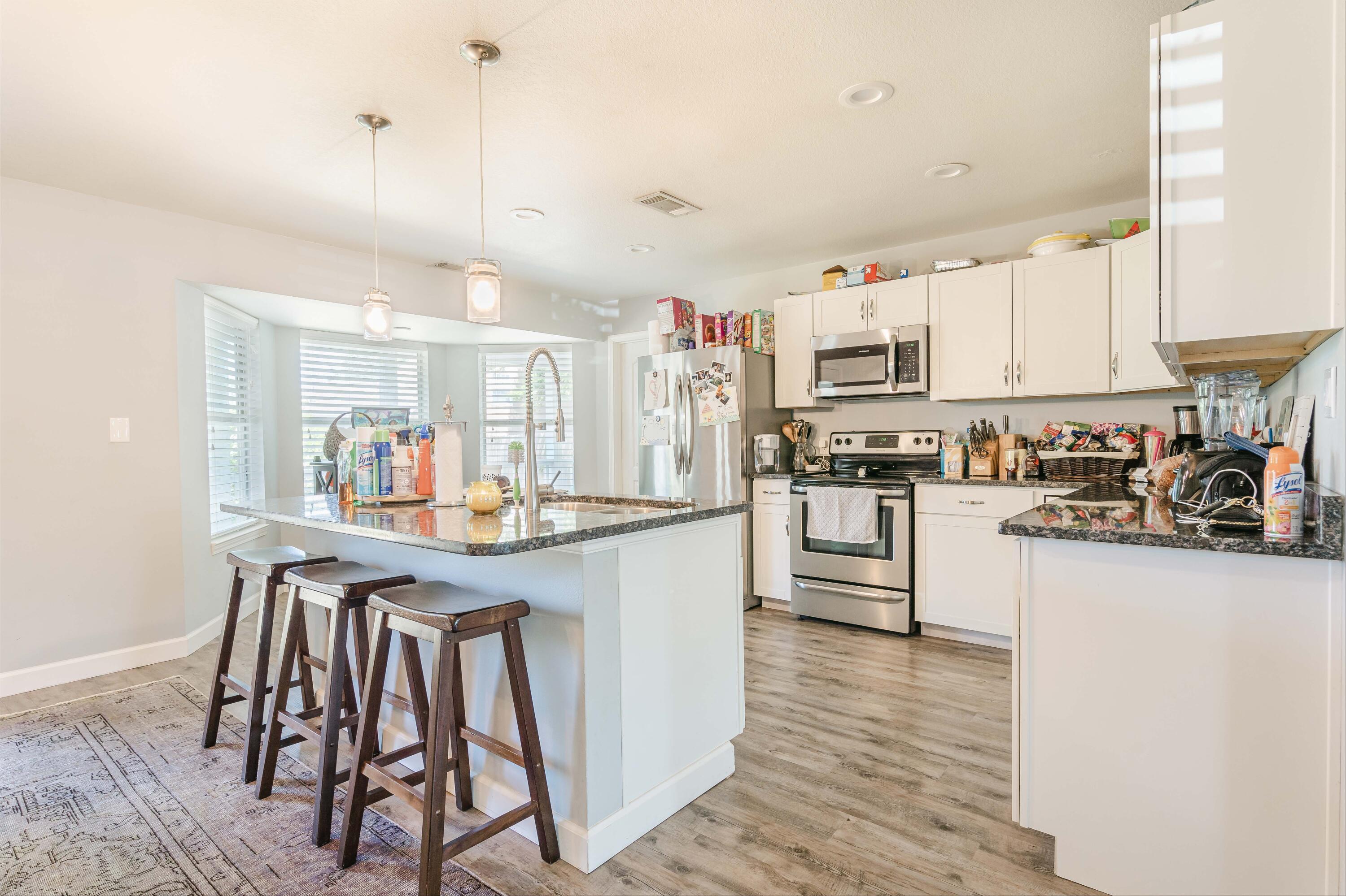 DOLPHIN ESTATES - Residential