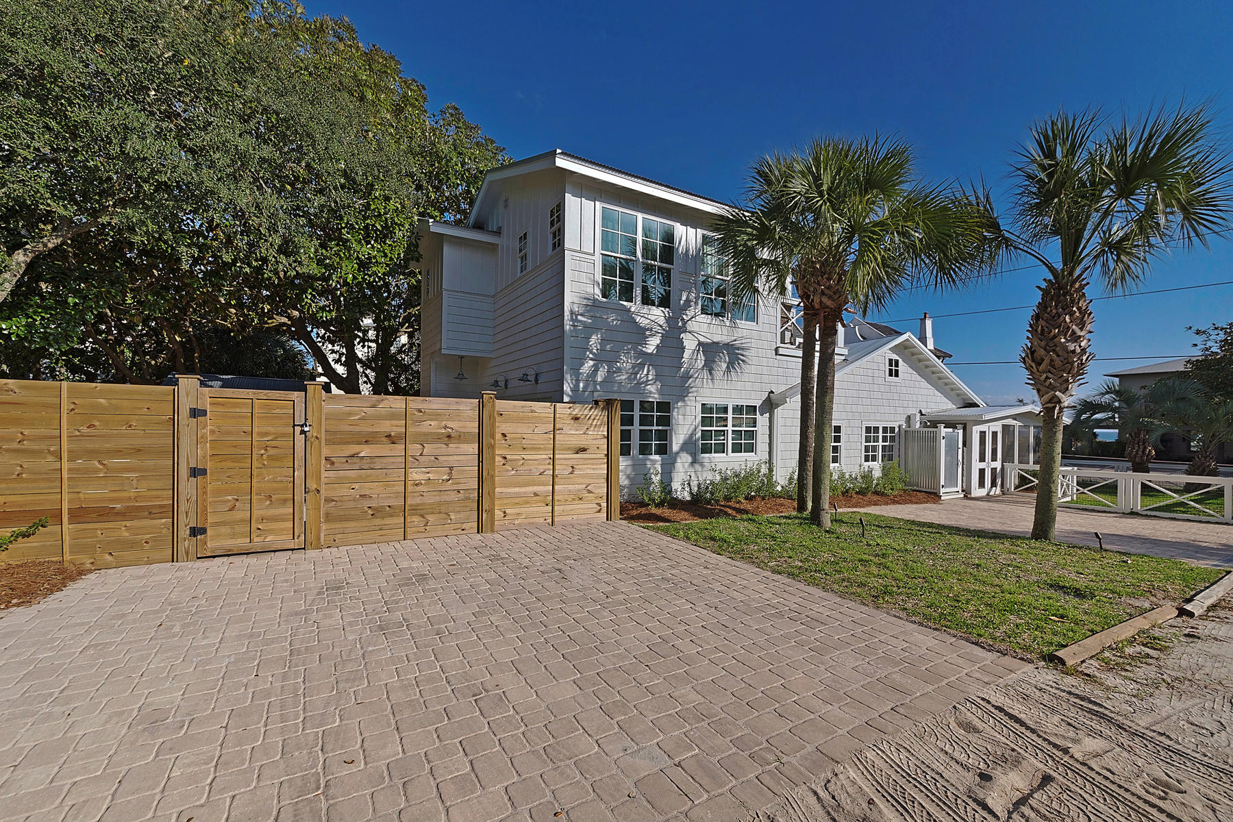 SEAGROVE 1ST ADDN - Residential