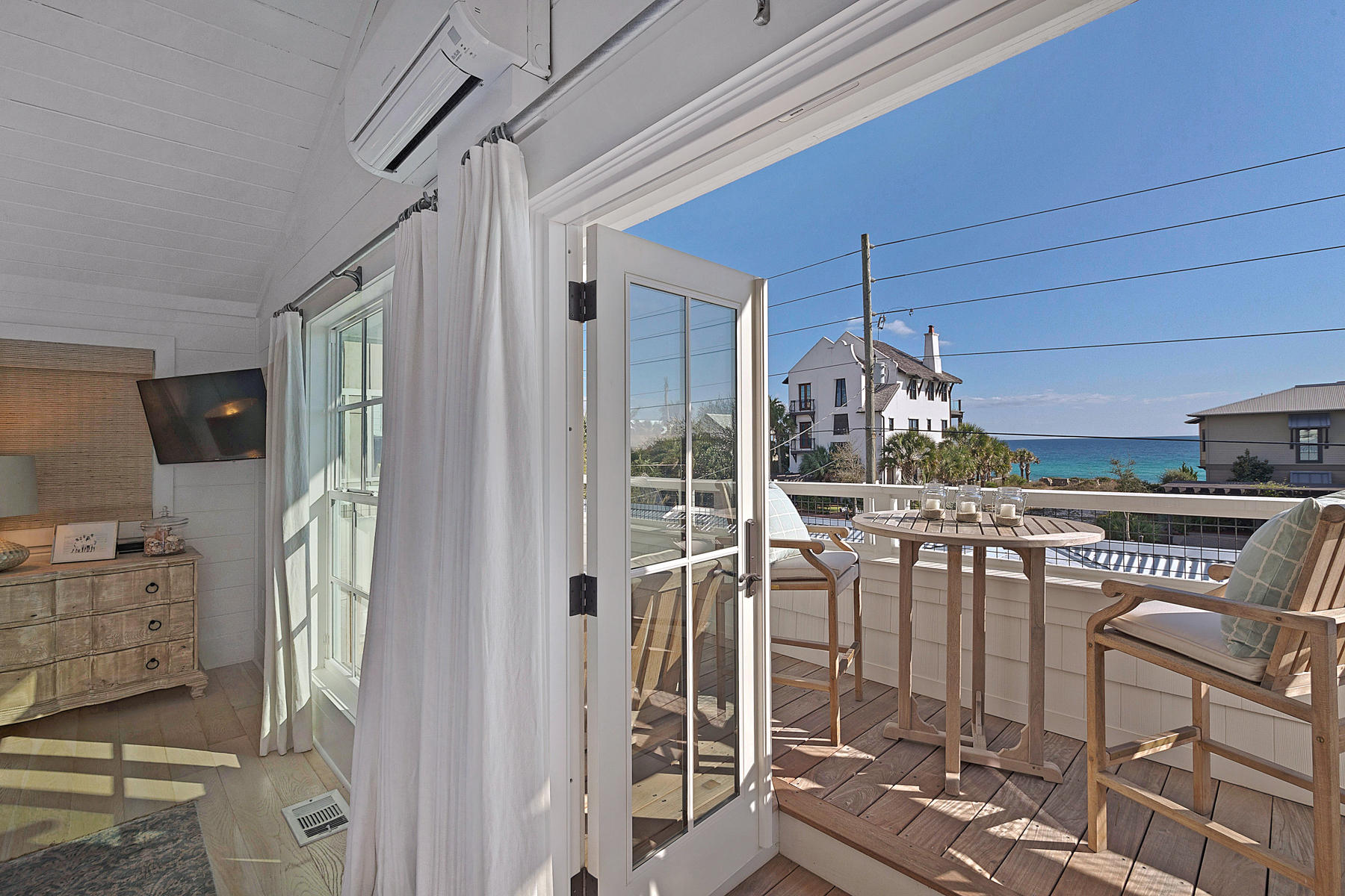 SEAGROVE 1ST ADDN - Residential