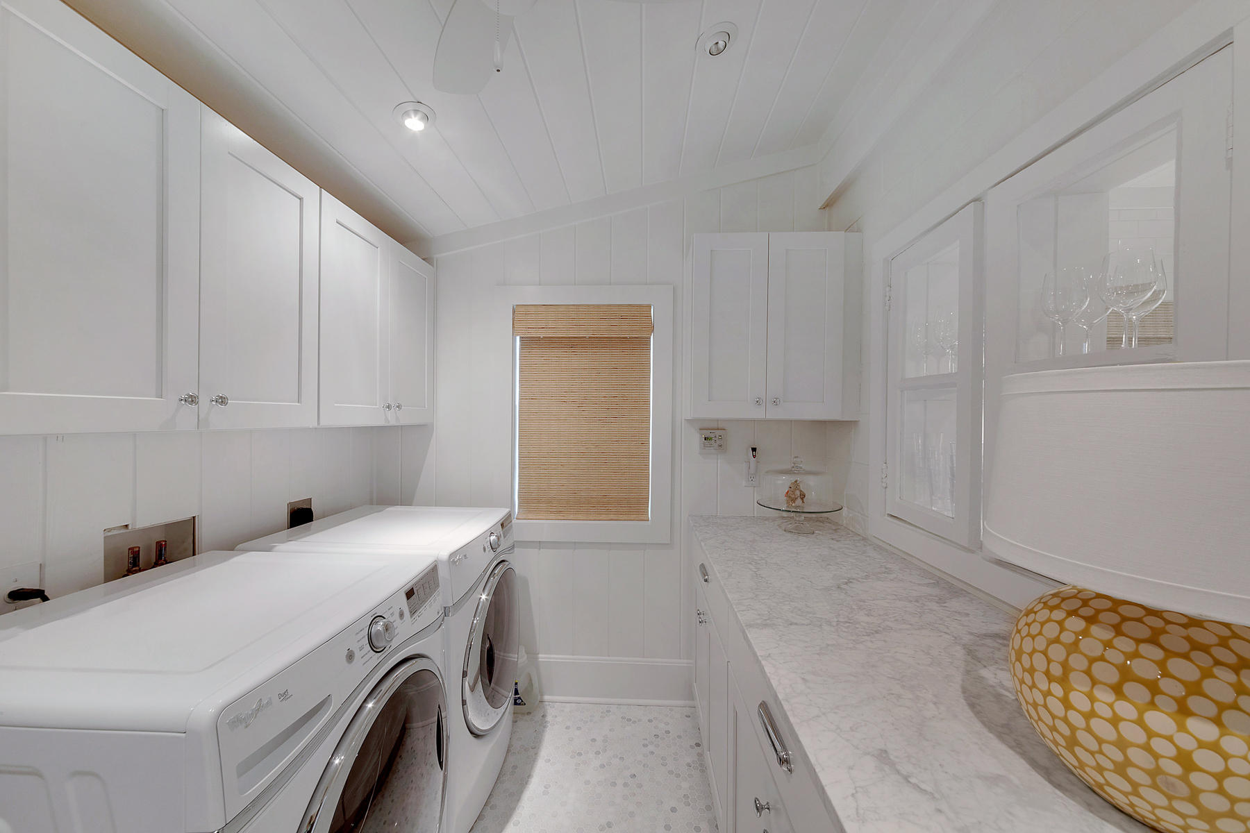 SEAGROVE 1ST ADDN - Residential