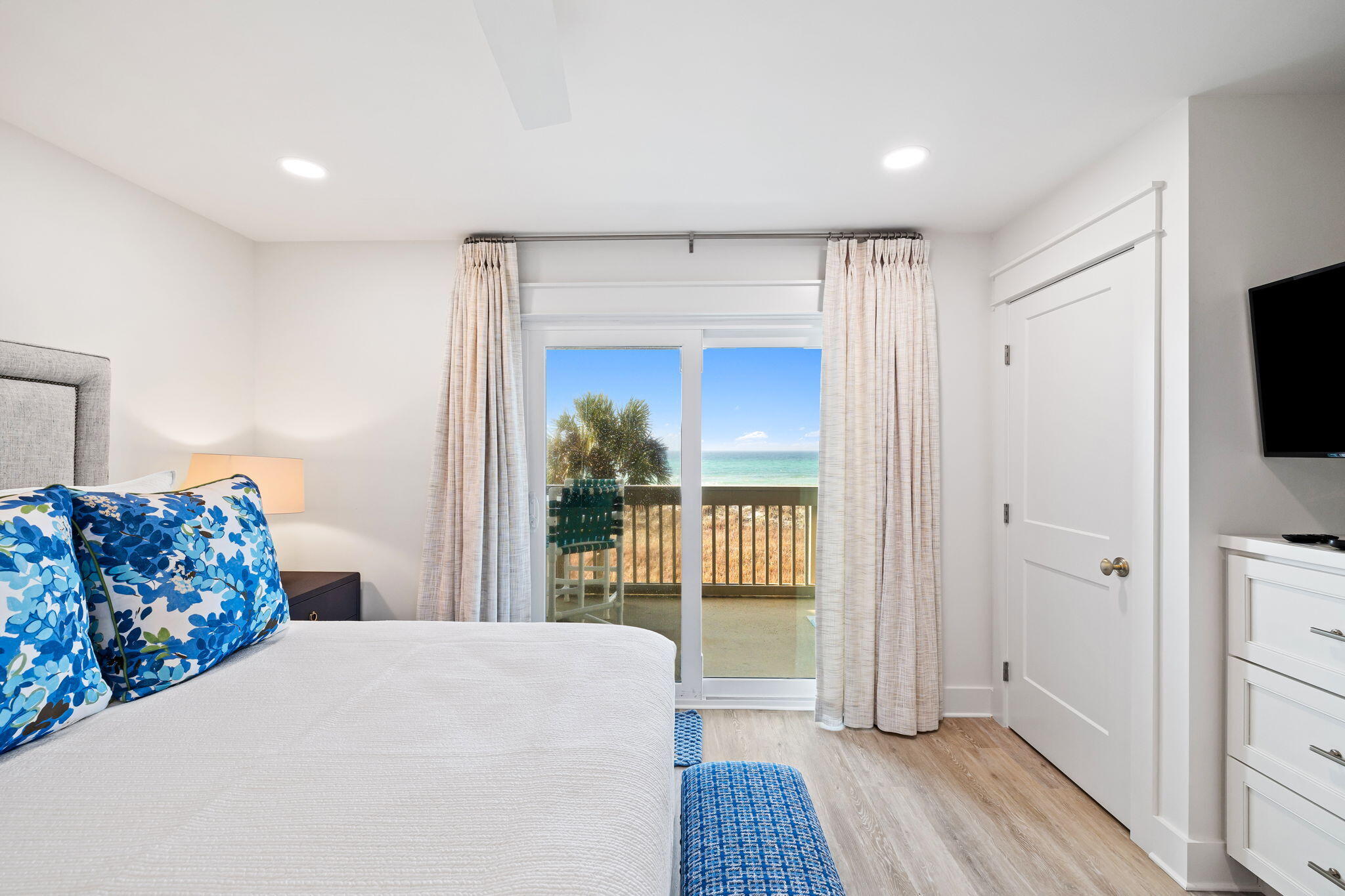 RAMSGATE HARBOUR PH 1 CONDO - Residential