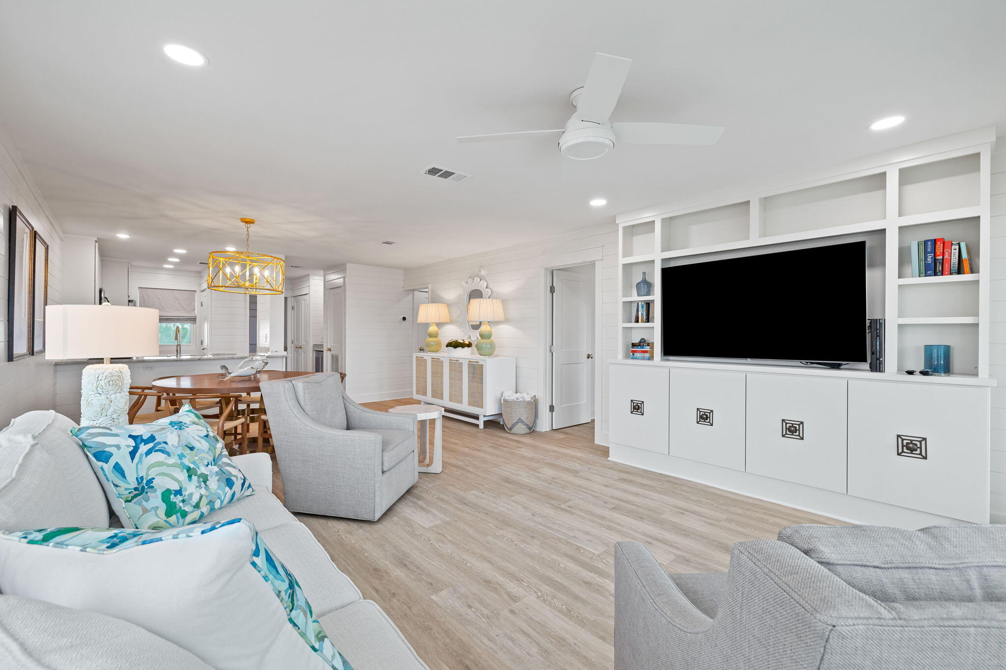 RAMSGATE HARBOUR PH 1 CONDO - Residential