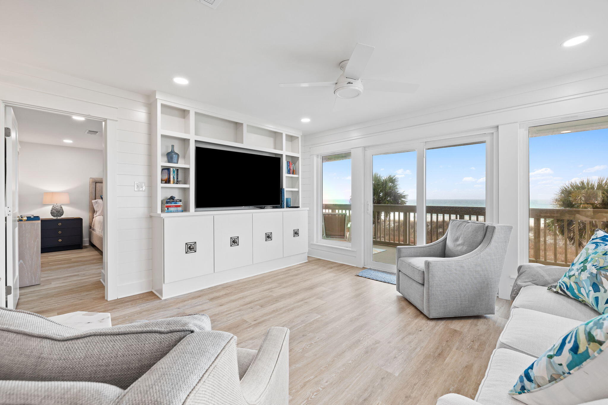 RAMSGATE HARBOUR PH 1 CONDO - Residential