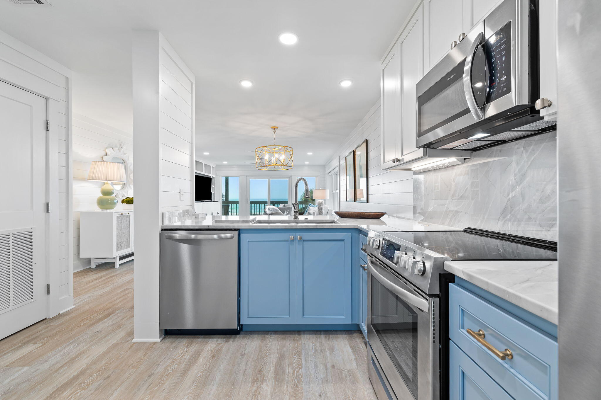 RAMSGATE HARBOUR PH 1 CONDO - Residential