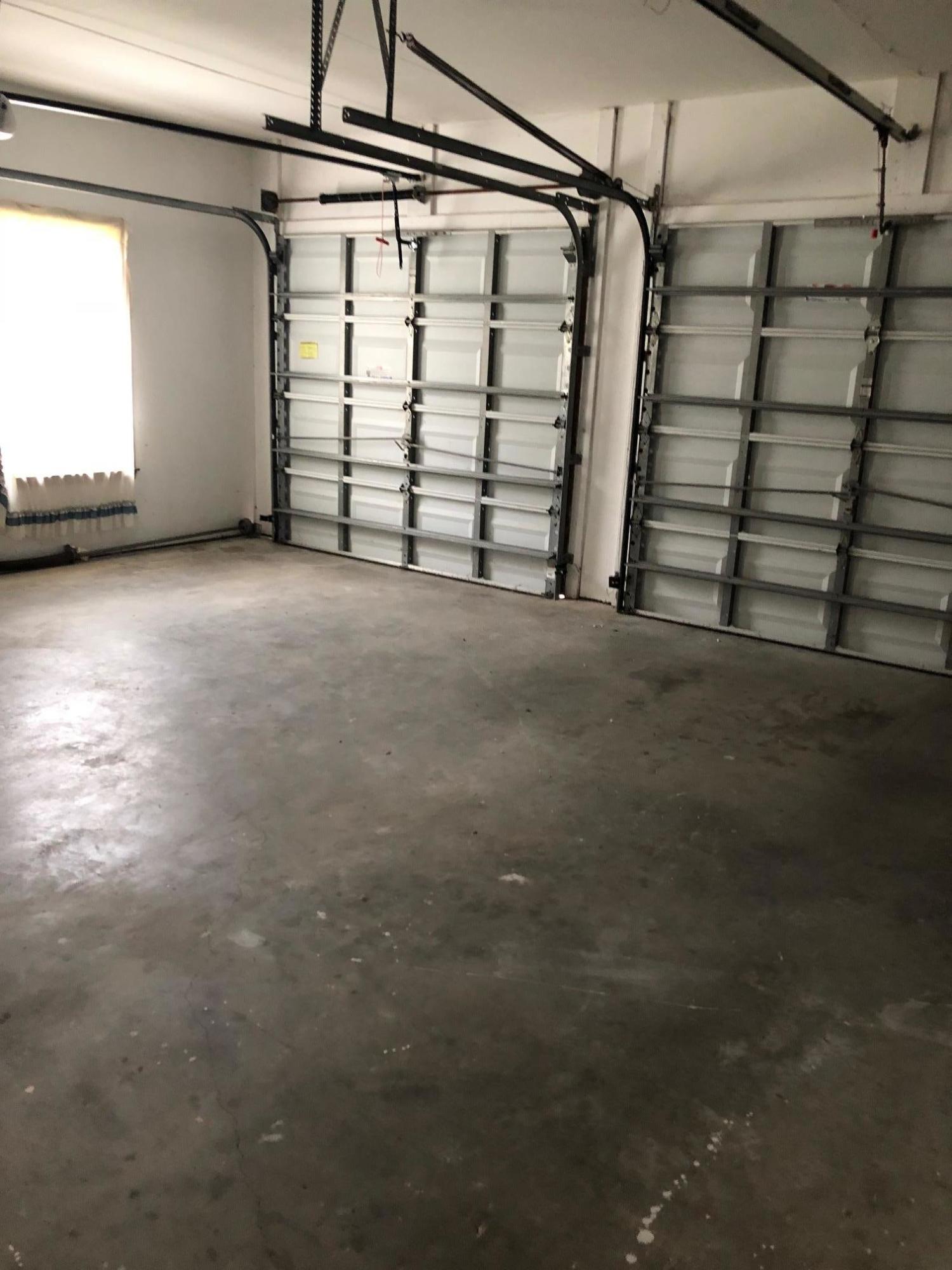 PARISH PINES - Residential Lease