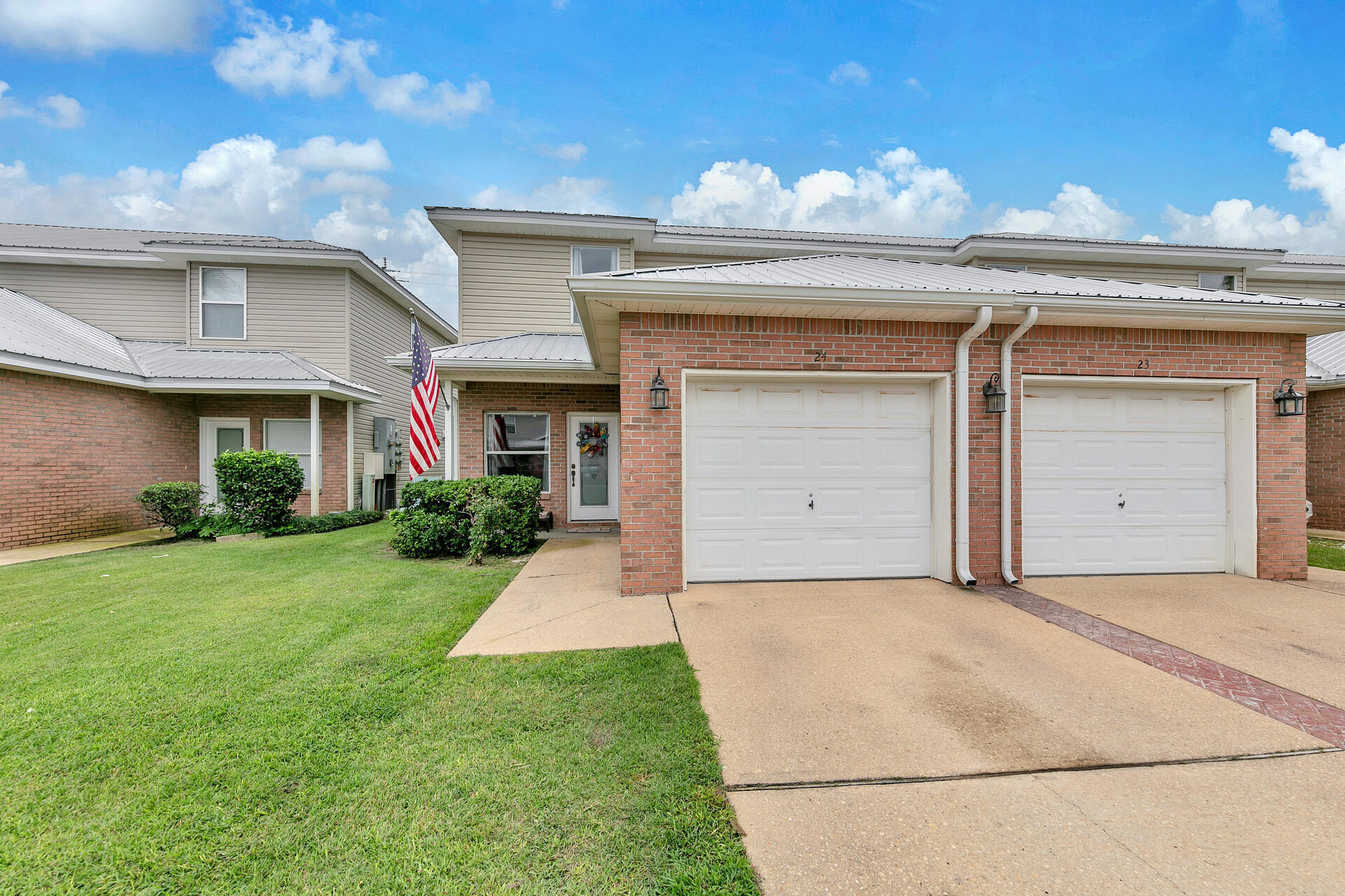 Possible100% financing with no PMI!!!! As of March 31 easily available for showings - call now!Desirable east end unit in a niche development adjacent to Destin's Harbor District. This well maintained townhome is convenient to shopping, restaurants, parks, beaches, golf and Harborwalk! Low HOA fee which includes exterior maintenance, roofs, community pool, fencing, landscape irrigation and lawn maintenance, so no need for a lawn mower or hedge trimmers! Nice open floor plan downstairs. Each bedroom upstairs includes an ensuite bathroom and walk-in closet. Recently upgraded appliances, water heater and gutters. Fresh roof, only five years old.