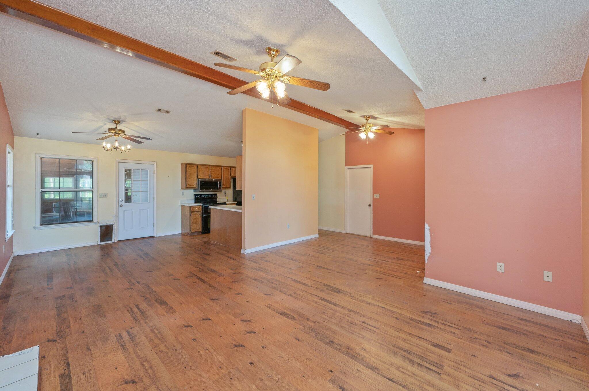 SHOAL CREEK MANOR EAST - Residential