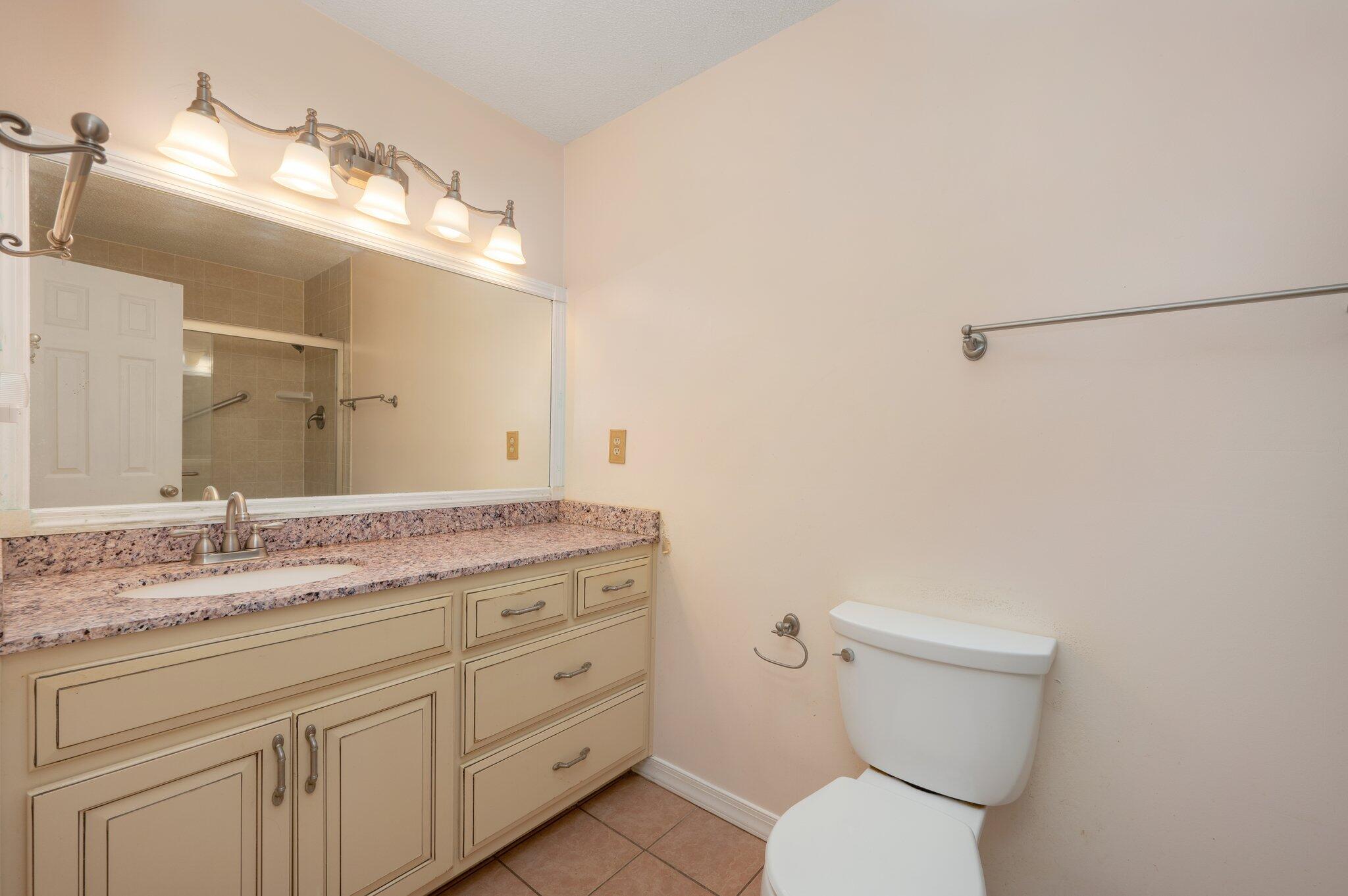SHOAL CREEK MANOR EAST - Residential