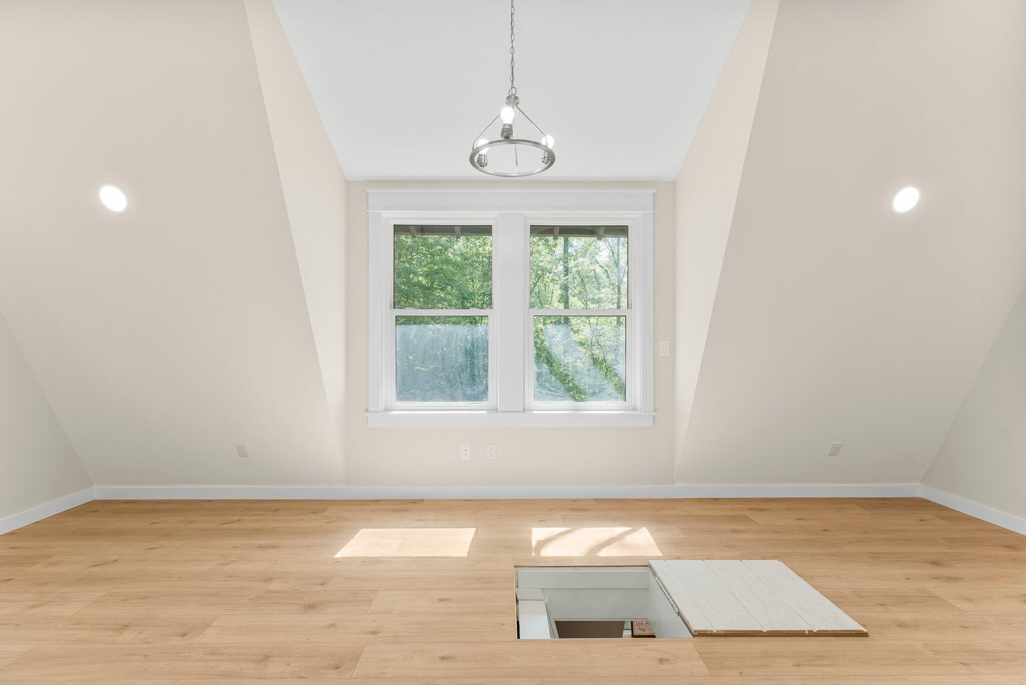 COWFORD - Residential Lease
