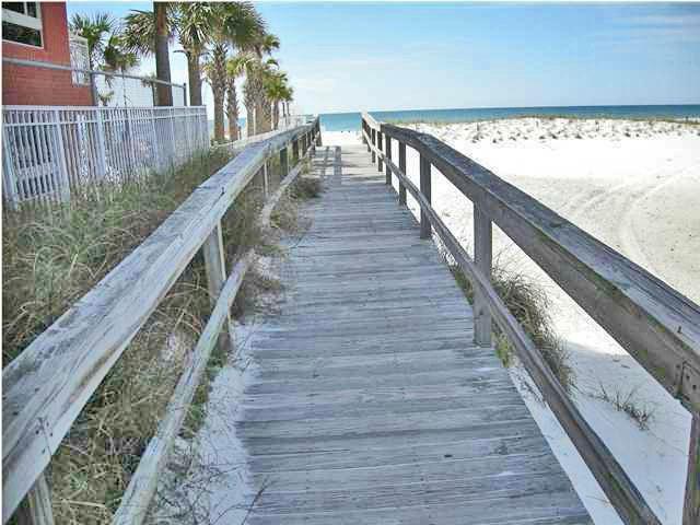 ST MARTIN BEACHWALK PH 3 - Residential